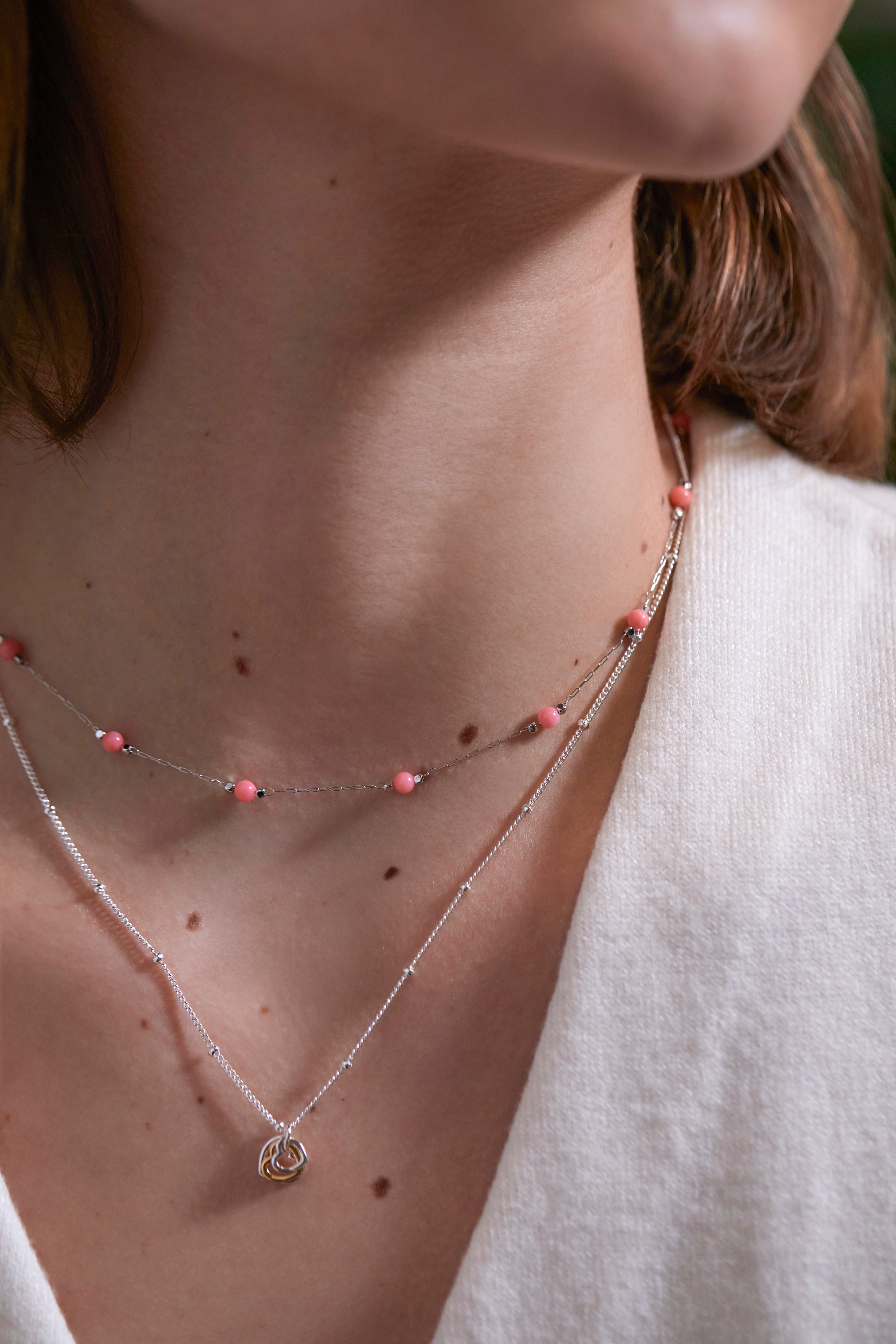 Healing Coral Agate Gemstone Beaded Necklace for Women - Natural Stone Jewelry for Stress Relief & Positive Energy - Perfect for Meditation, Yoga & Spiritual Healing