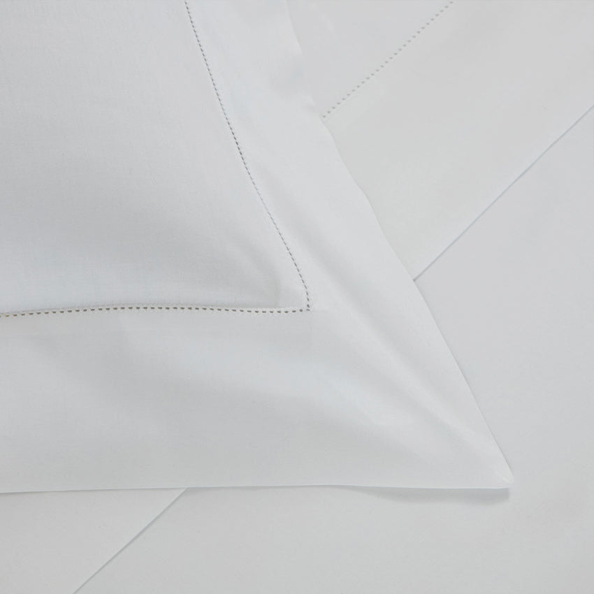 Frette Luxury Single Ajour Bedding Set - Premium Cotton Bed Sheets & Duvet Cover for Ultimate Comfort - Perfect for Master Bedrooms, Guest Rooms & Upscale Hotels