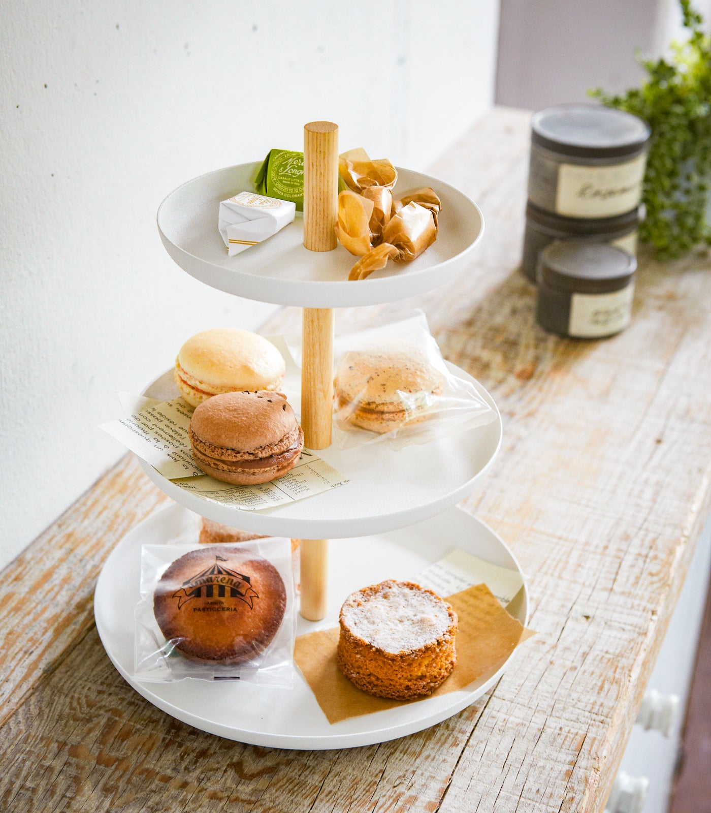 Premium Steel and Wood Serving Stand - Elegant Display for Desserts, Appetizers & Party Platters - Perfect for Entertaining, Weddings & Home Decor