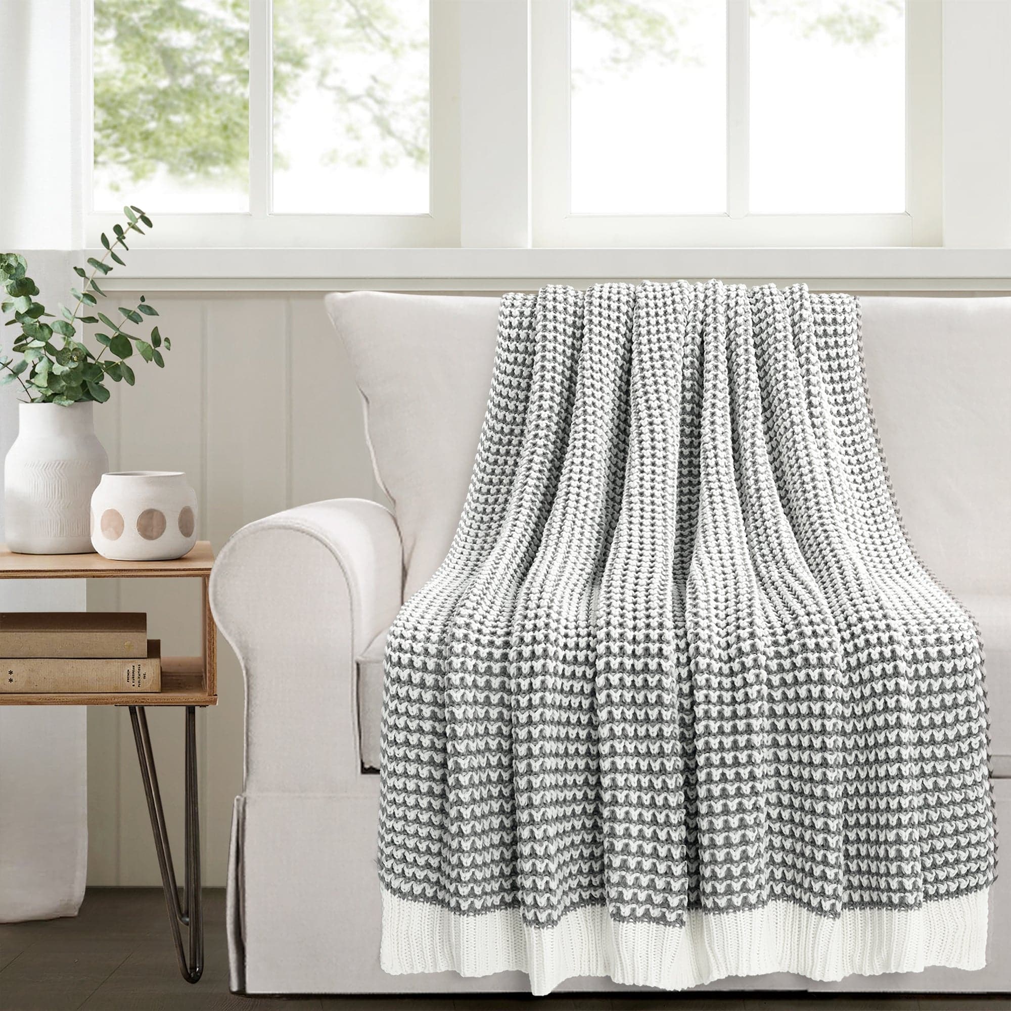 Cozy Soft Knitted Throw Blanket - Warm & Luxurious Chunky Knit Blanket for Couch, Bed, Sofa - Perfect for Winter, Home Decor & Gift