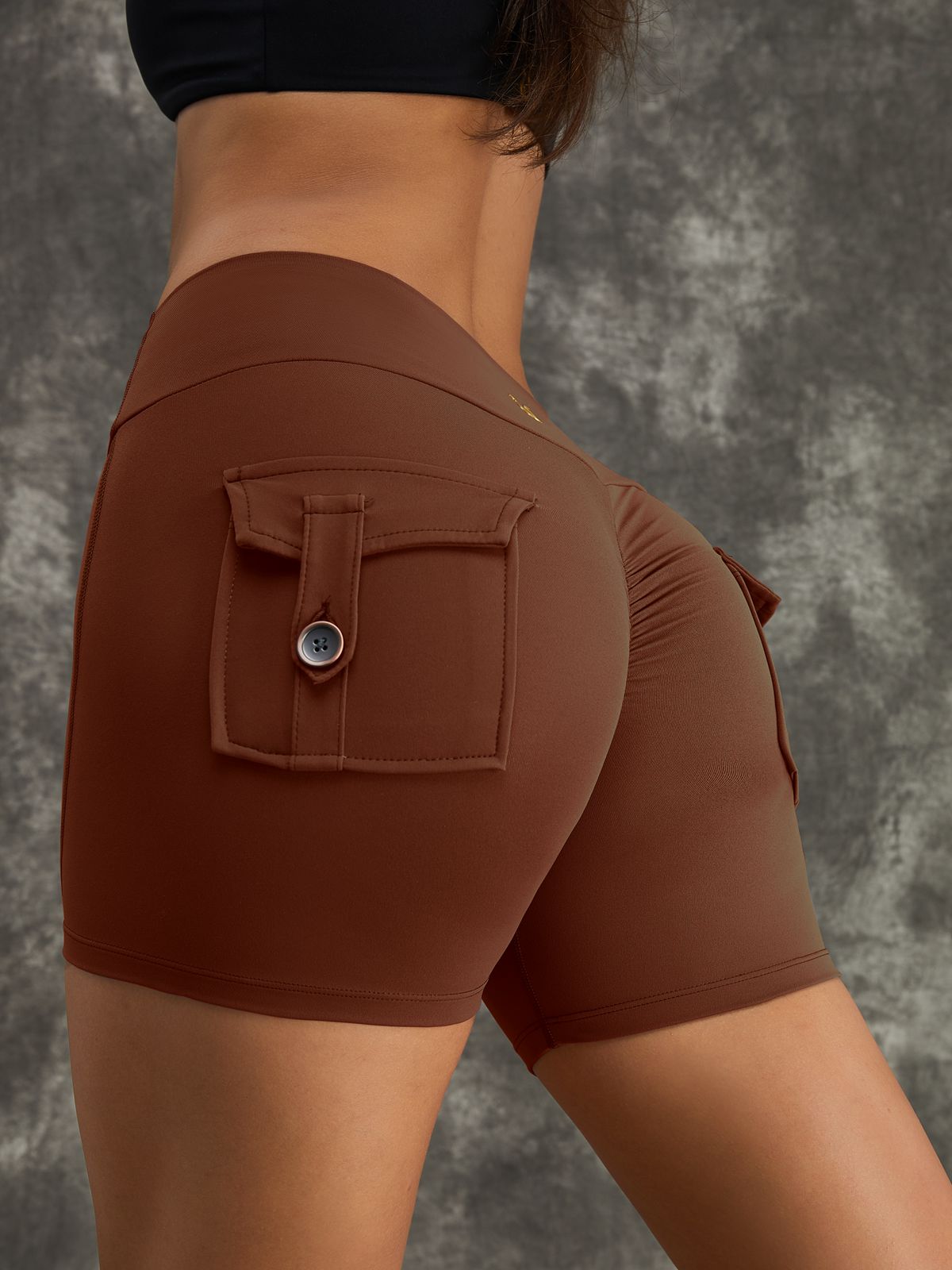 ZASUWA Women's High Waist Scrunch Butt Lifting Gym Shorts with Pockets - Spandex Workout Shorts for Running, Yoga & Fitness