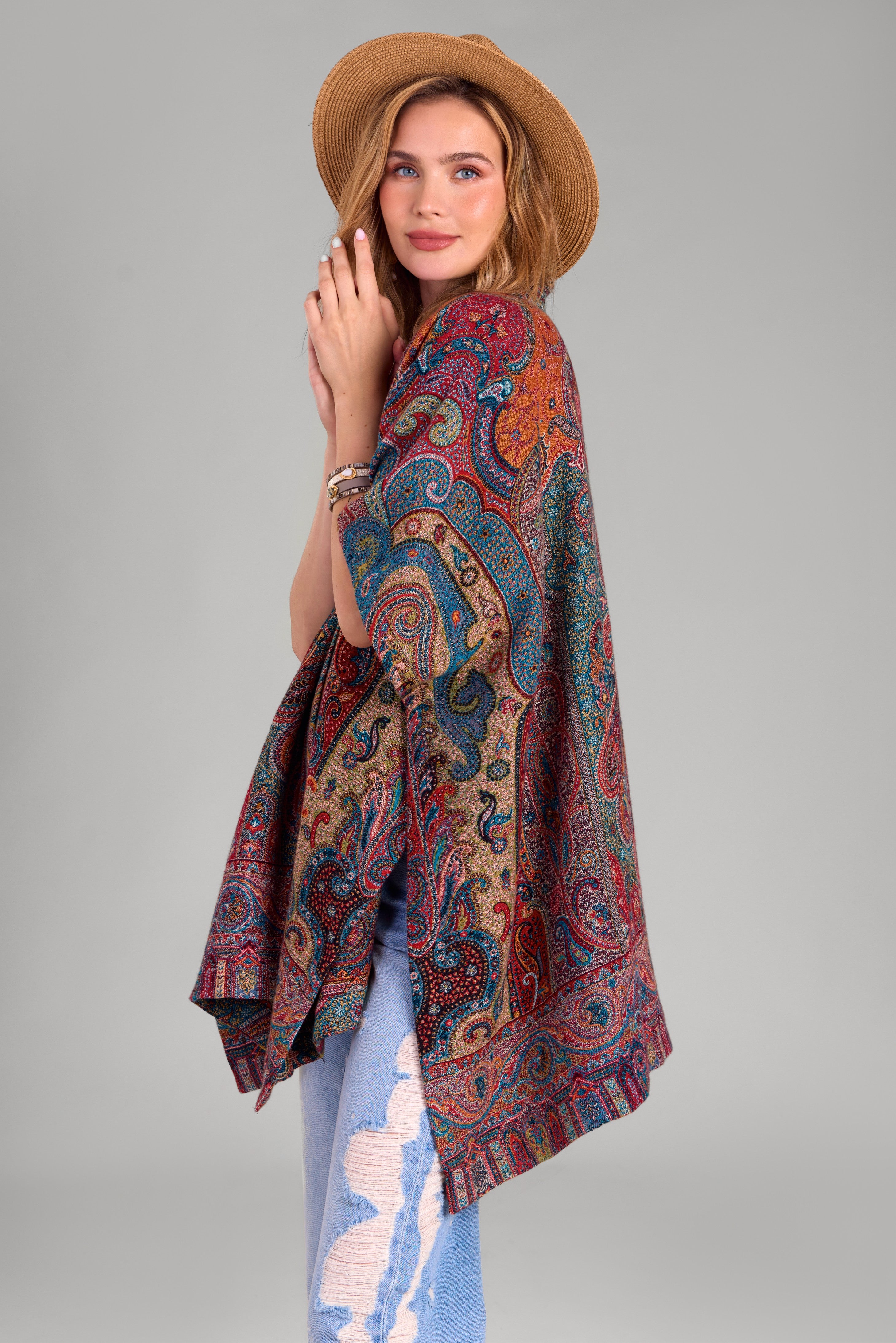 Regal Rococo Poncho - Elegant Women's Shawl Wrap for Fall & Winter - Perfect for Parties, Weddings & Outdoor Events
