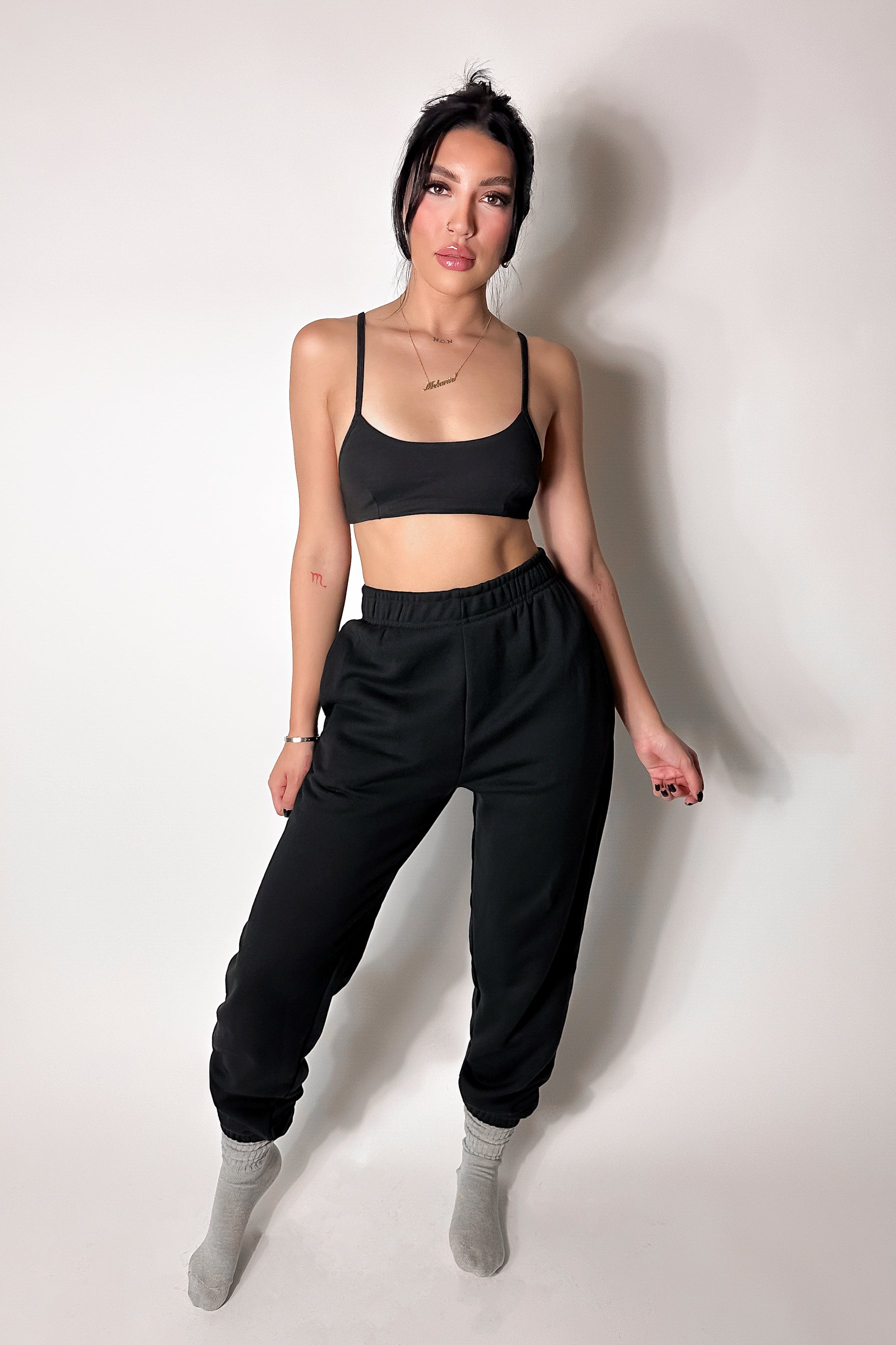 Stylish Black Oversized Jogger Pants for Men & Women - Comfortable Lounge Wear for Home, Gym, and Casual Outings