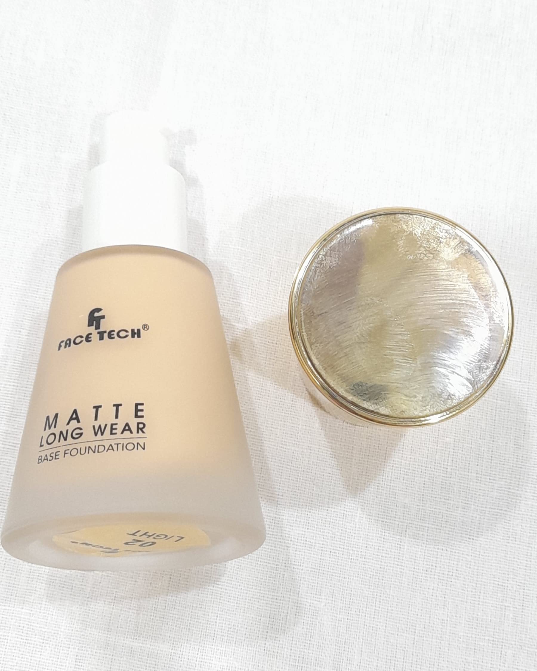 Matte Long Wear Liquid Foundation with Blender Sponge & False Eyelashes - Oil Control Full Coverage Makeup Base for All-Day Wear | Perfect for Daily Use, Special Occasions & Photo Shoots
