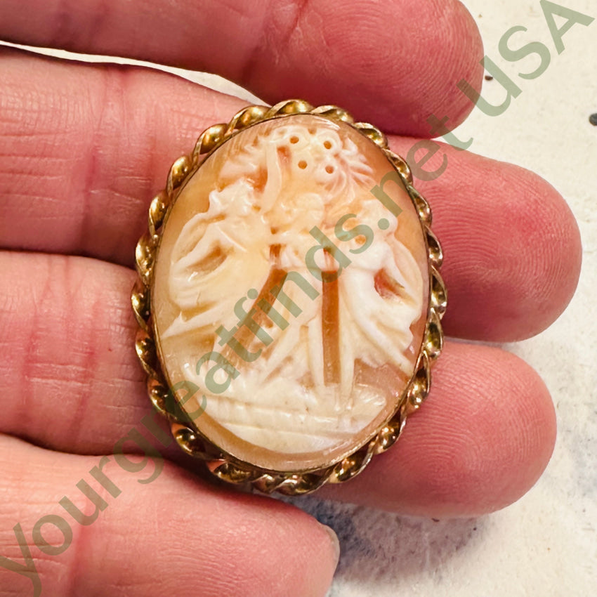 Vintage Gold-Tone Carved Shell 3 Muses Cameo Pendant Brooch - Elegant Jewelry for Women, Perfect for Weddings, Parties & Vintage Fashion