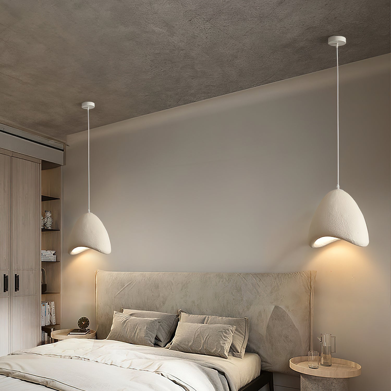 Modern Arrow Pendant Light Fixture - Sleek Industrial Ceiling Lighting for Kitchen, Dining Room & Bedroom