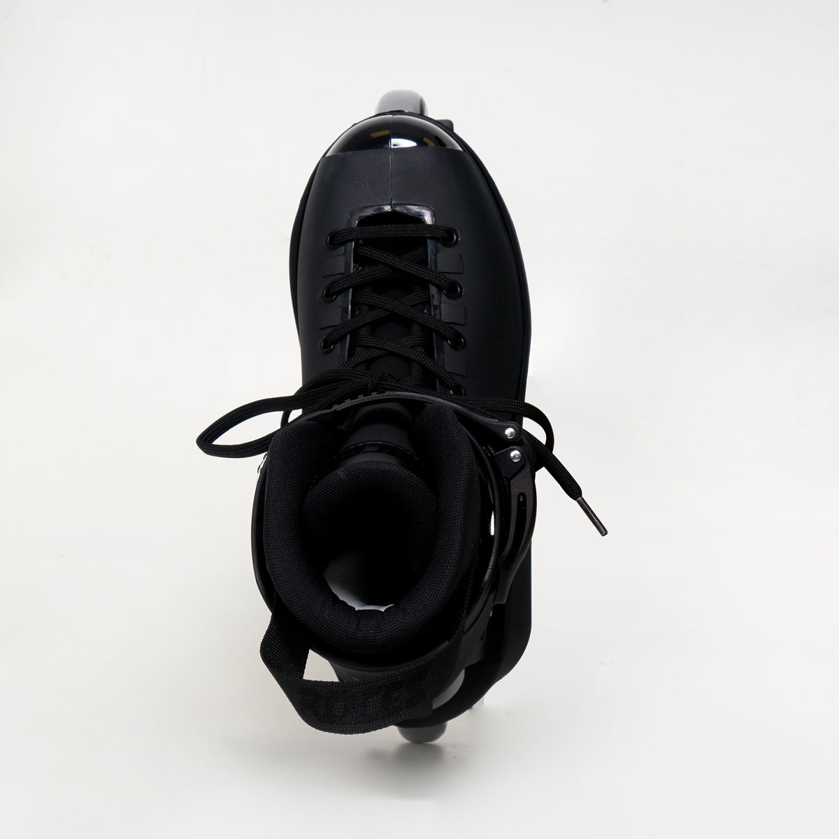 Roces M12 LO UFS Skates - Aggressive Inline Skates for Adults & Teens - High-Performance Urban & Park Skating - Perfect for Street, Skatepark & Freestyle Riding