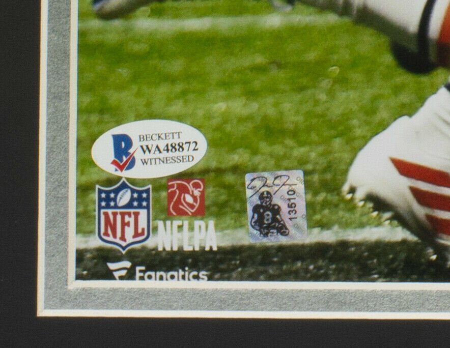 Josh Jacobs Autographed Framed 16x20 Las Vegas Raiders Football Photo with BAS ITP COA - Perfect for Raiders Fans, Sports Memorabilia Collectors & Man Cave Decor