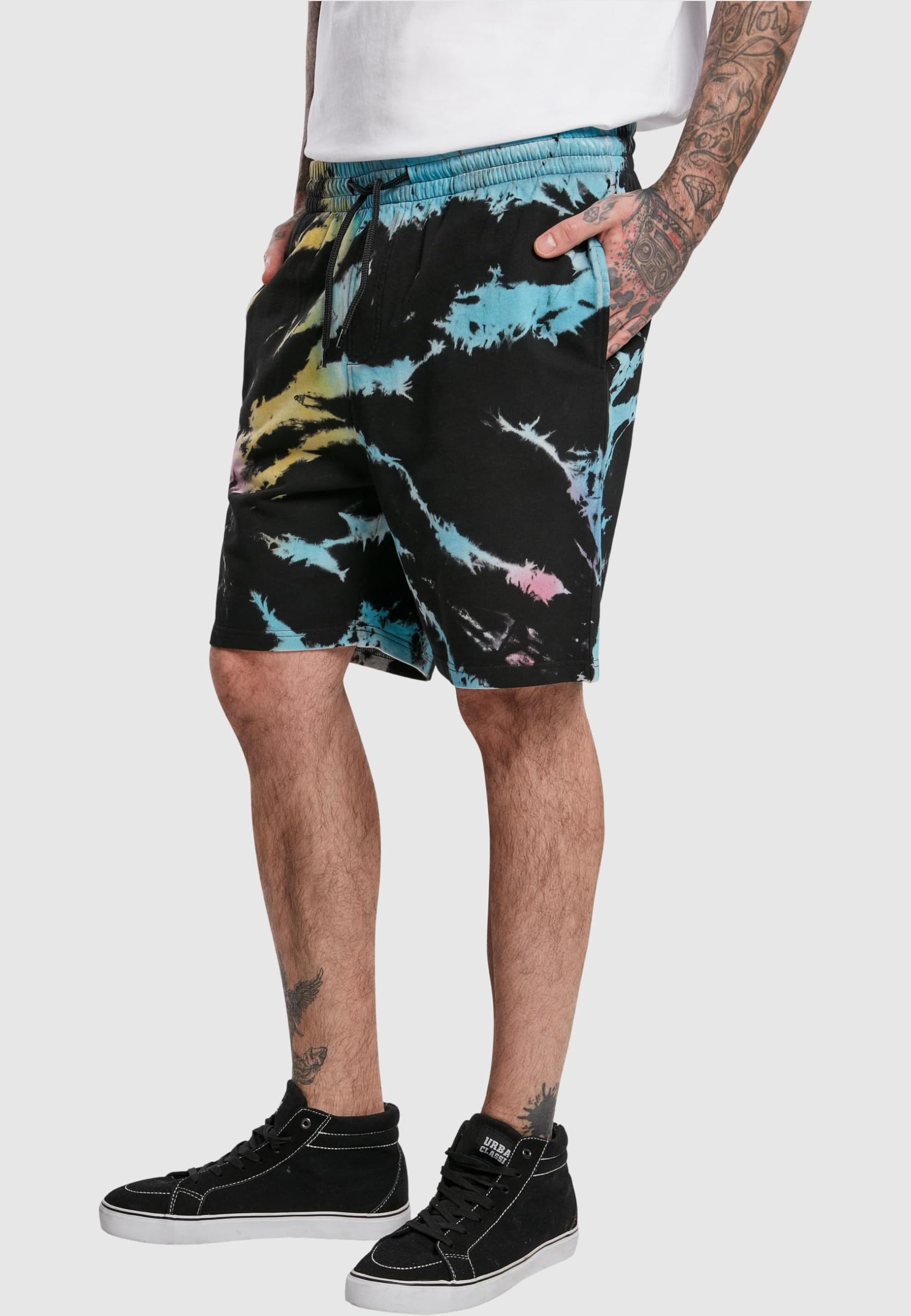 Urban Classics Tie Dye Sweat Shorts for Men - Comfortable Casual Athletic Shorts with Batik Design - Perfect for Gym, Lounge & Summer Outings
