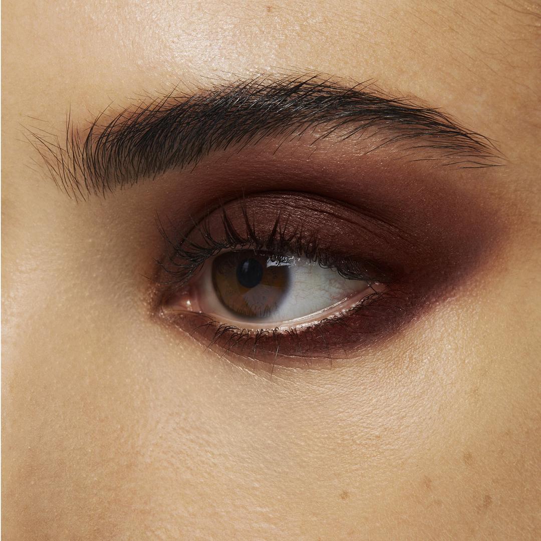 Shadowboxer Eye Crayon - Smudge Proof & Long Lasting Eye Pencil for Perfect Eyeliner & Eyeshadow - Ideal for Day to Night Makeup Looks & Professional Makeup Artists