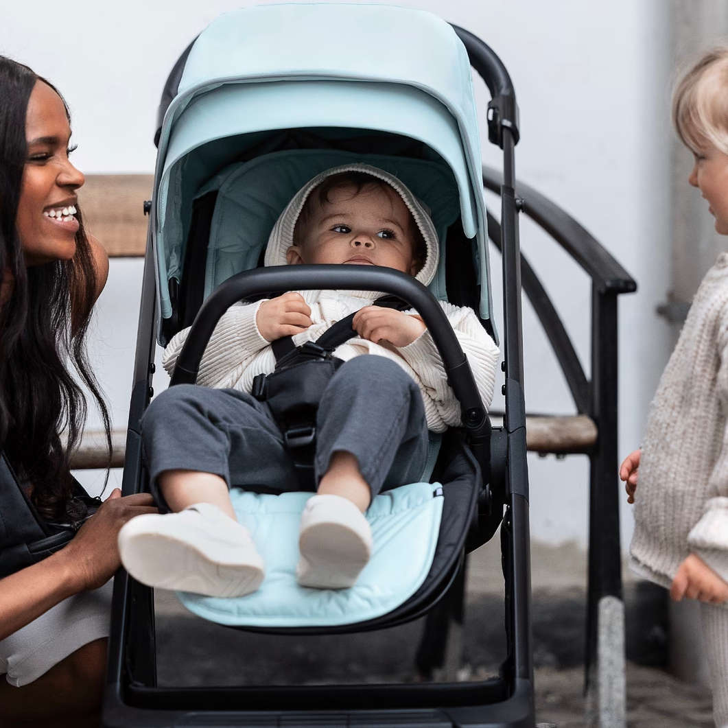 Thule Stroller Seat Liner - Soft & Breathable Baby Stroller Pad Cover for Comfort & Protection - Perfect for Urban Walks, Shopping Trips & Outdoor Adventures