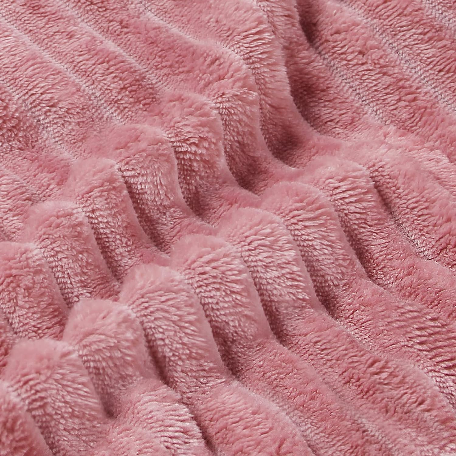 BEDELITE 3D Ribbed Jacquard Fleece Blanket Queen Size 90x90 Inches - Ultra Soft, Warm & Plush Fuzzy Blanket for Couch, Bed, Sofa - Lightweight Decorative Throw Blanket (Pink) - Perfect for Winter Nights, Movie Time & Home Decor