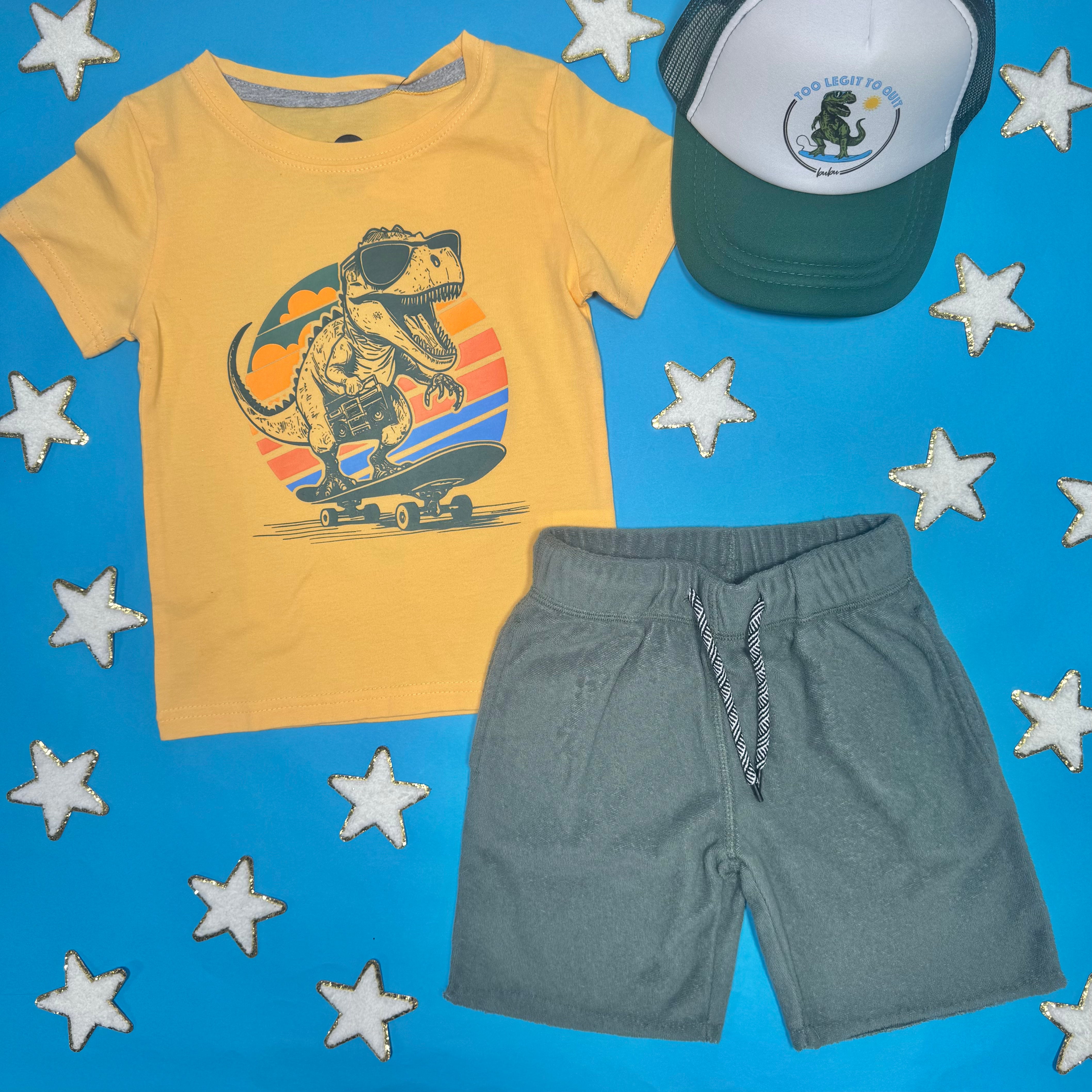 Dino Skater T-Shirt - Cool Dinosaur Graphic Tee for Skateboarders & Streetwear Fans - Perfect for Casual Wear, Skate Parks & Urban Fashion