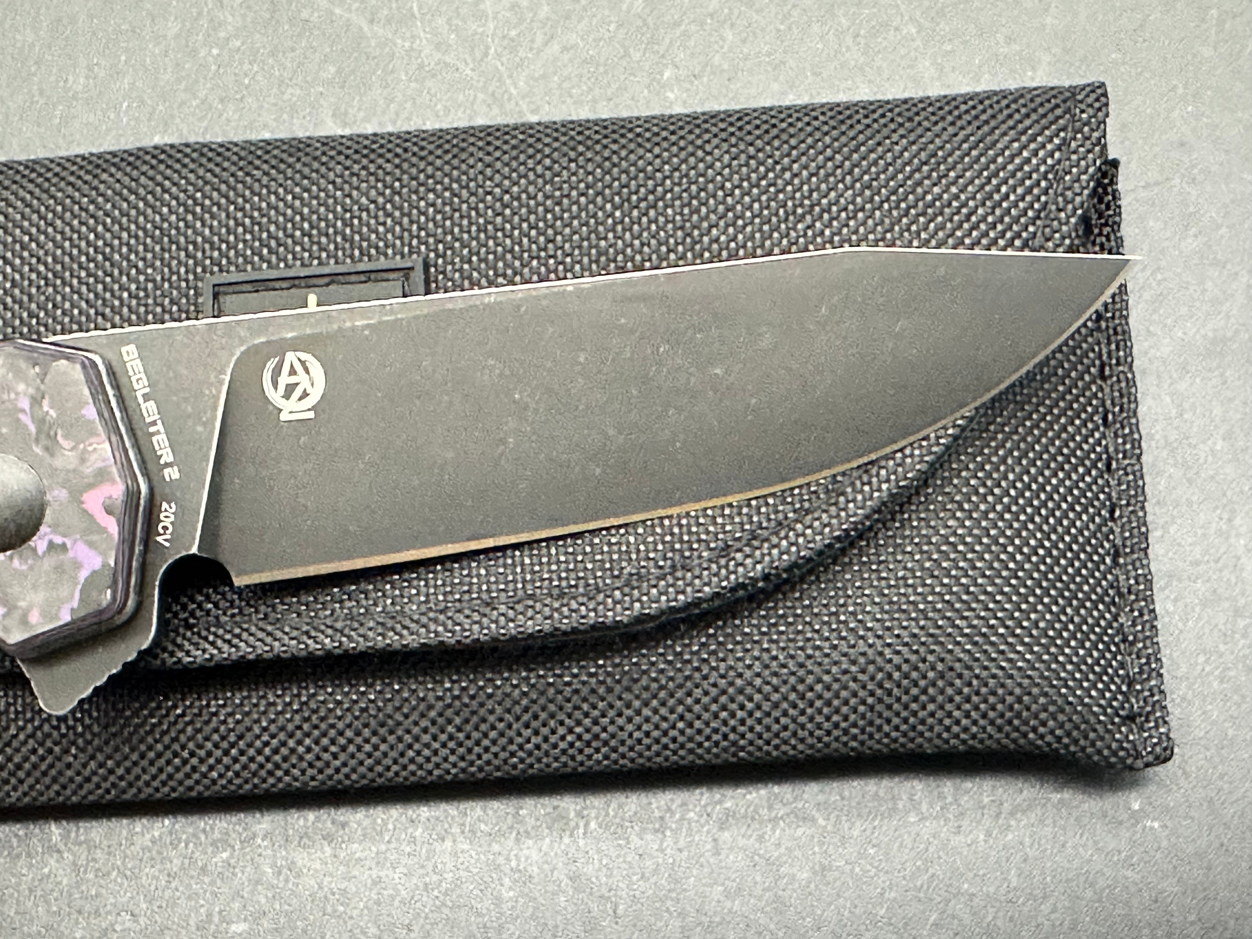 Kizer Begleiter 2 Azo Button Lock Folding Knife - Purple/Black Fat Carbon Handle, EDC Pocket Knife for Outdoor, Camping & Everyday Carry