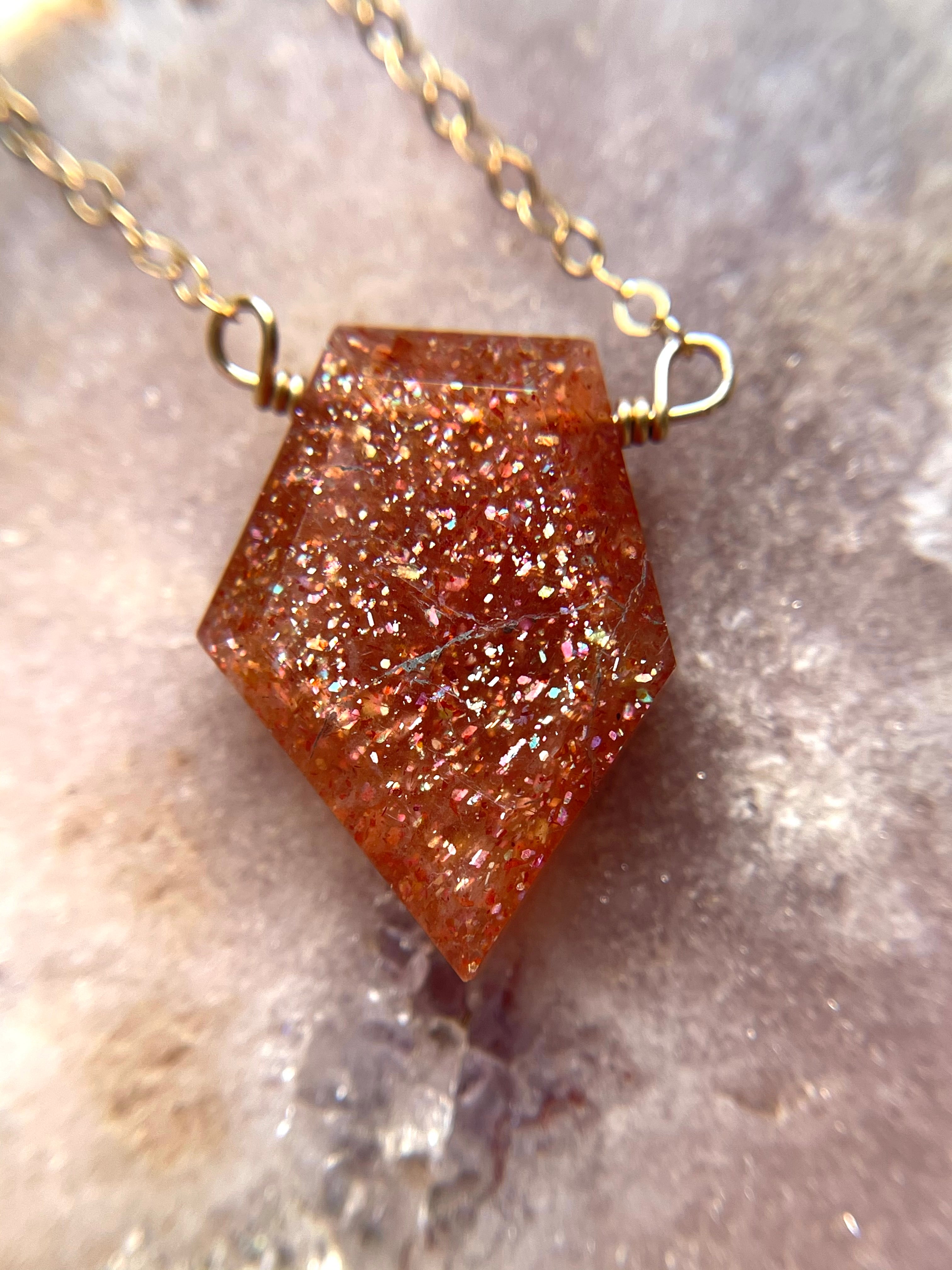 Small Sunstone Shield Necklace – Healing Crystal Jewelry for Protection & Positivity | Spiritual Gift, Energy Balancing, Meditation Accessory