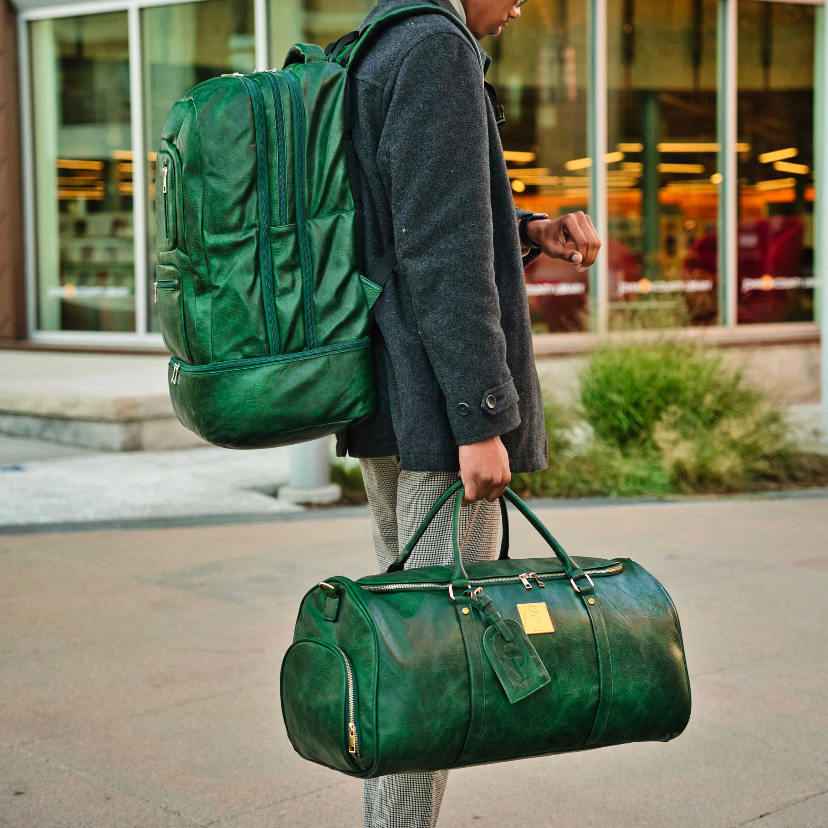 Premium Emerald Green Luciano Leather Duffle Bag - Waterproof Weekender Travel Bag for Men & Women - Perfect for Business Trips, Gym, Weekend Getaways & Air Travel