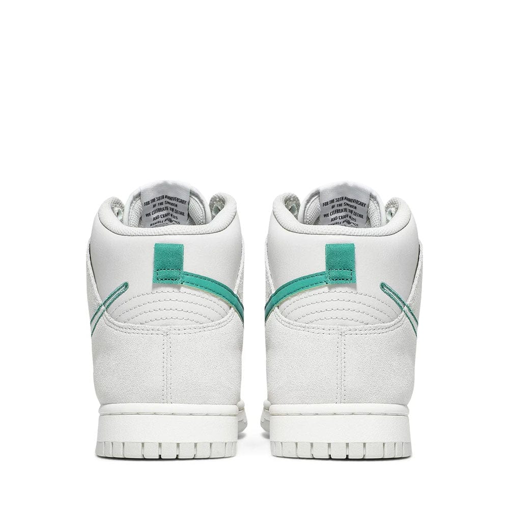 Nike Dunk High SE GS Sneakers in First Use Green Noise - New Release for Basketball & Casual Wear