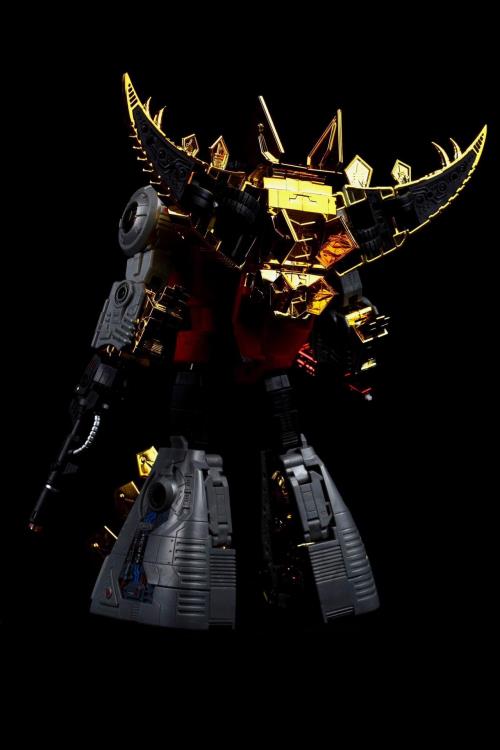 Fans Toys FT-06 Iron Dibots Sever Action Figure - Highly Articulated Collectible Robot Toy for Display & Play - Perfect for Transformers Fans & Collectors