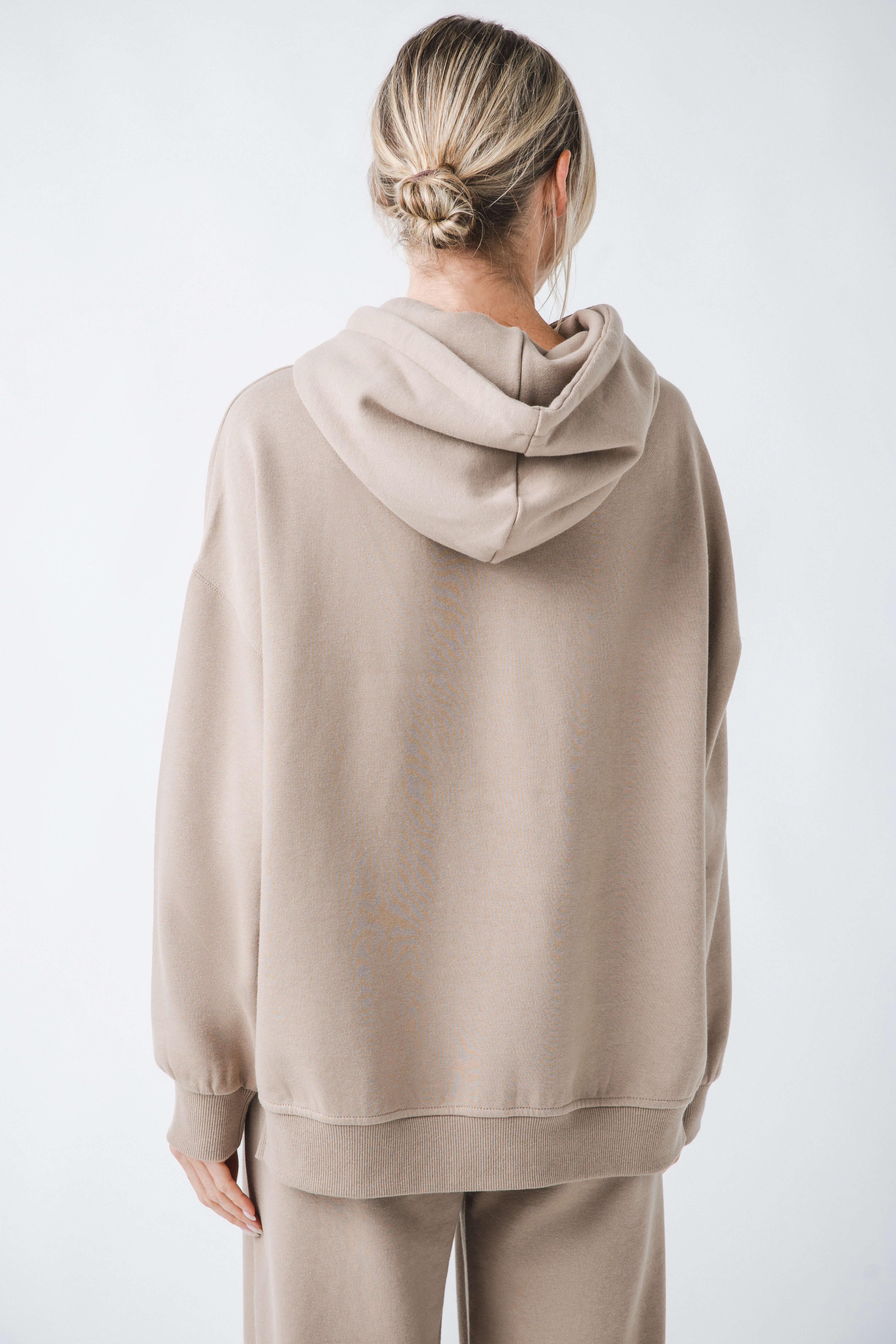 Risen Oversized Hooded Sweatshirt for Women & Men - Cozy Fleece Pullover with Kangaroo Pocket - Perfect for Casual Wear, Lounge & Street Style Fashion