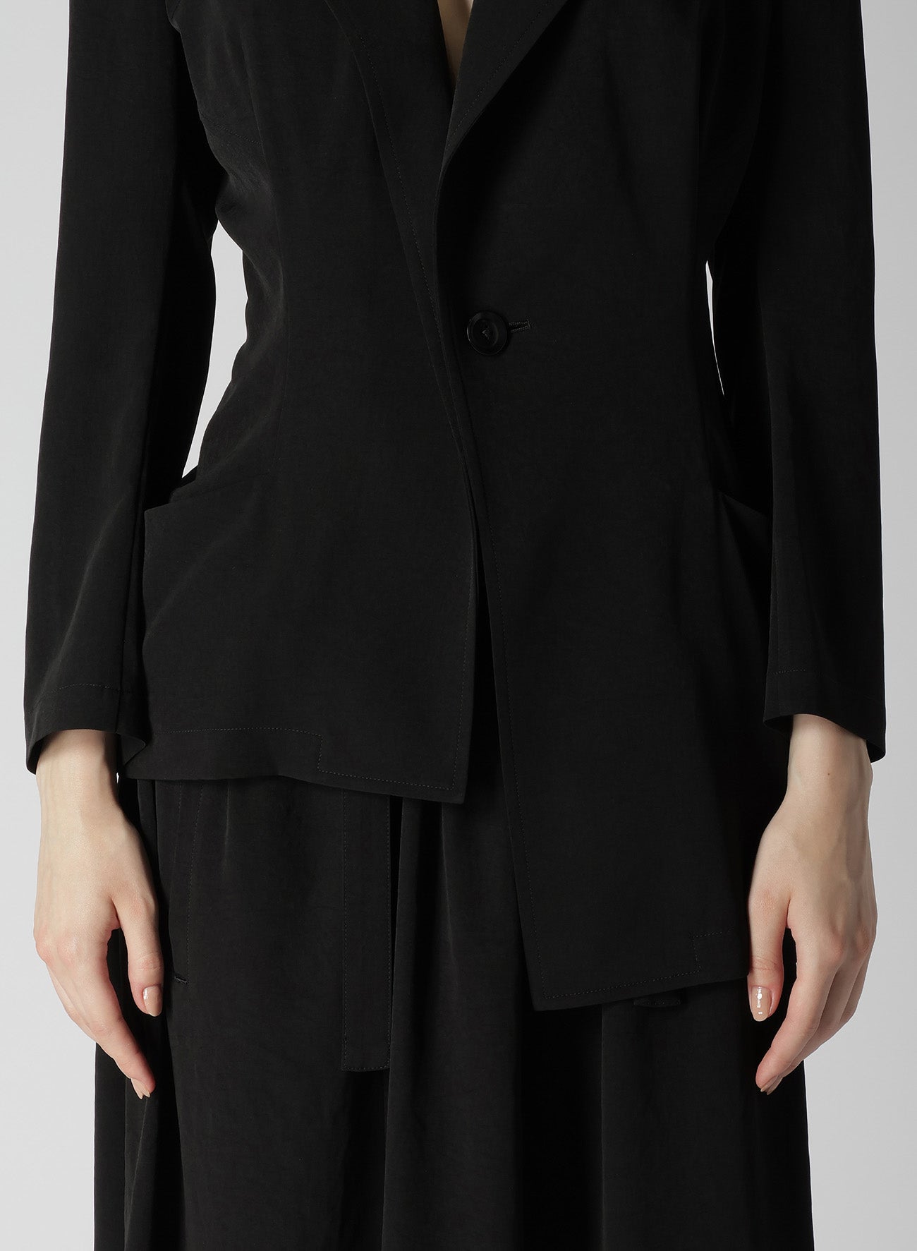Elegant Crepe de Chine Asymmetric Jacket for Women - Lightweight & Stylish Outerwear for Office, Party & Evening Events
