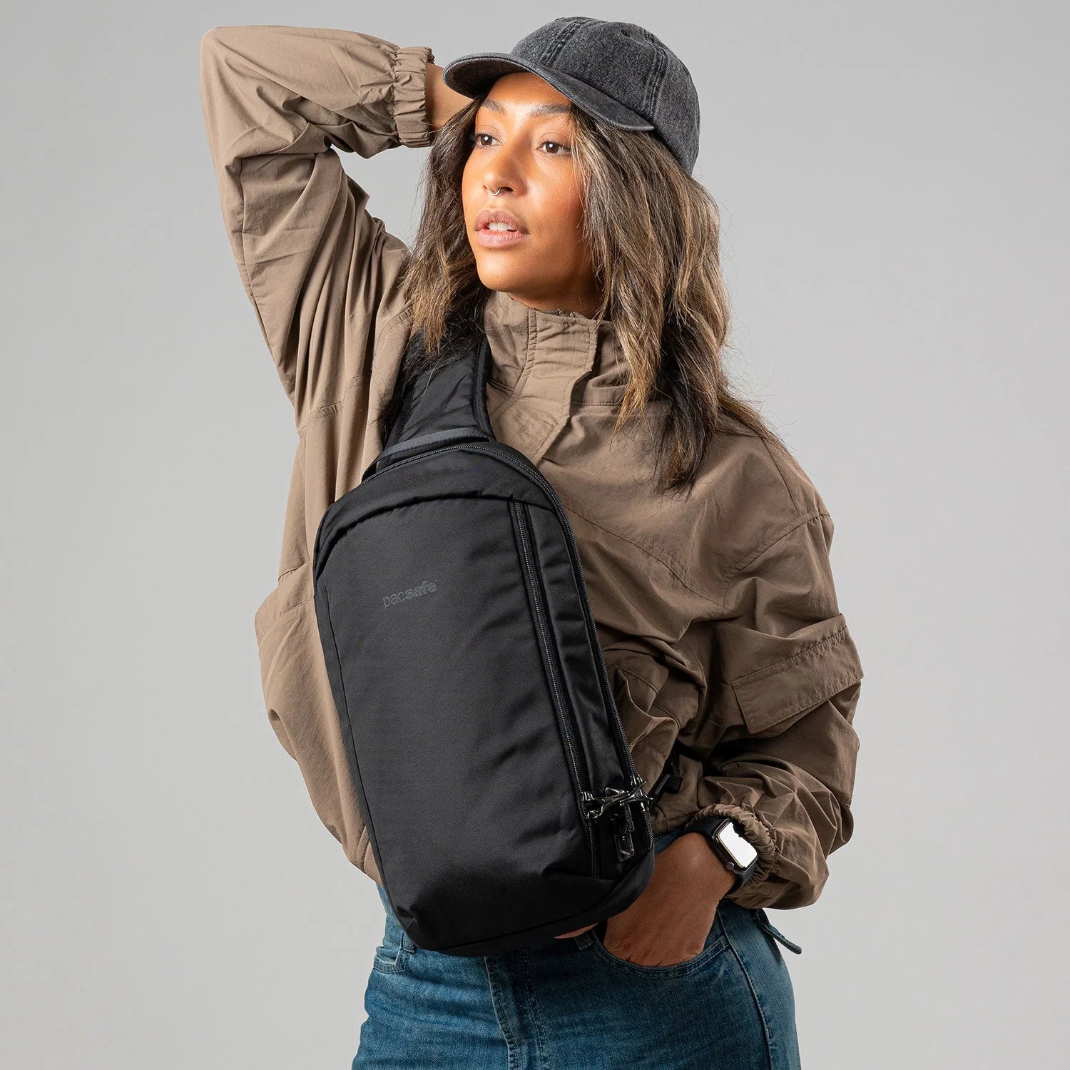 Pacsafe Vibe 325 Anti-Theft Sling Bag - Secure Crossbody Pack for Travel, Commuting & Everyday Use | RFID Protection & Cut-Resistant Straps