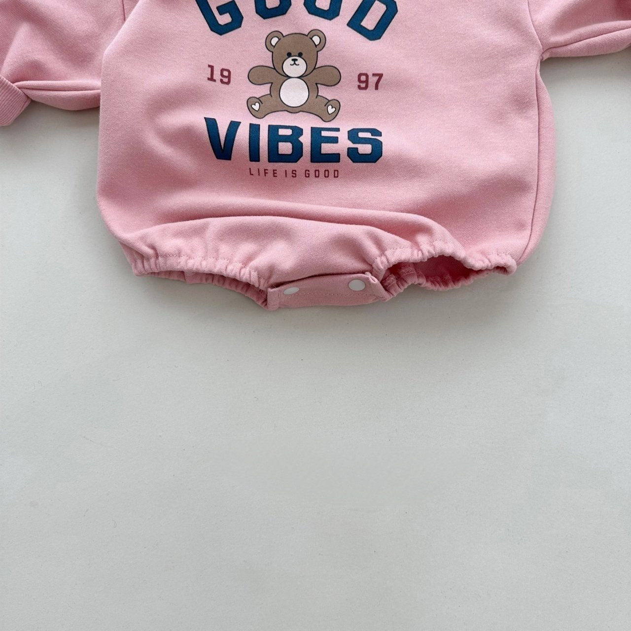Good Vibes Slogan Romper - Trendy Women's Jumpsuit for Casual Outings & Summer Festivals