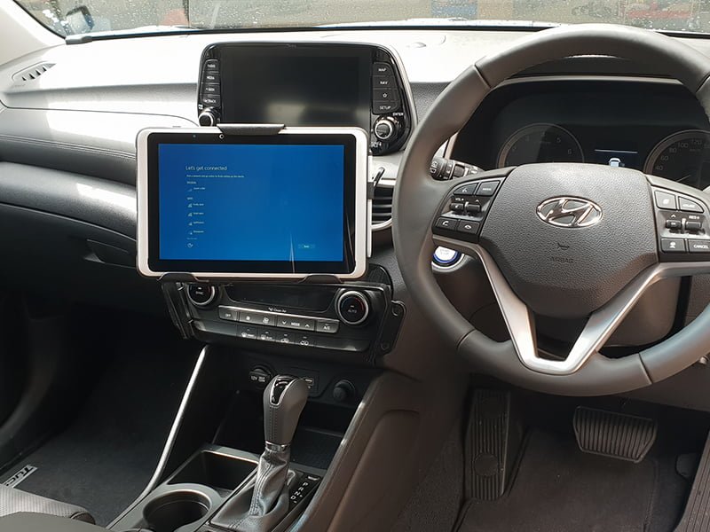 Industrial Evolution InDash Mount for Hyundai Tucson (2016-2020) - Secure Phone Holder for Hands-Free Navigation & Driving - Perfect for Commuting, Road Trips & GPS Use