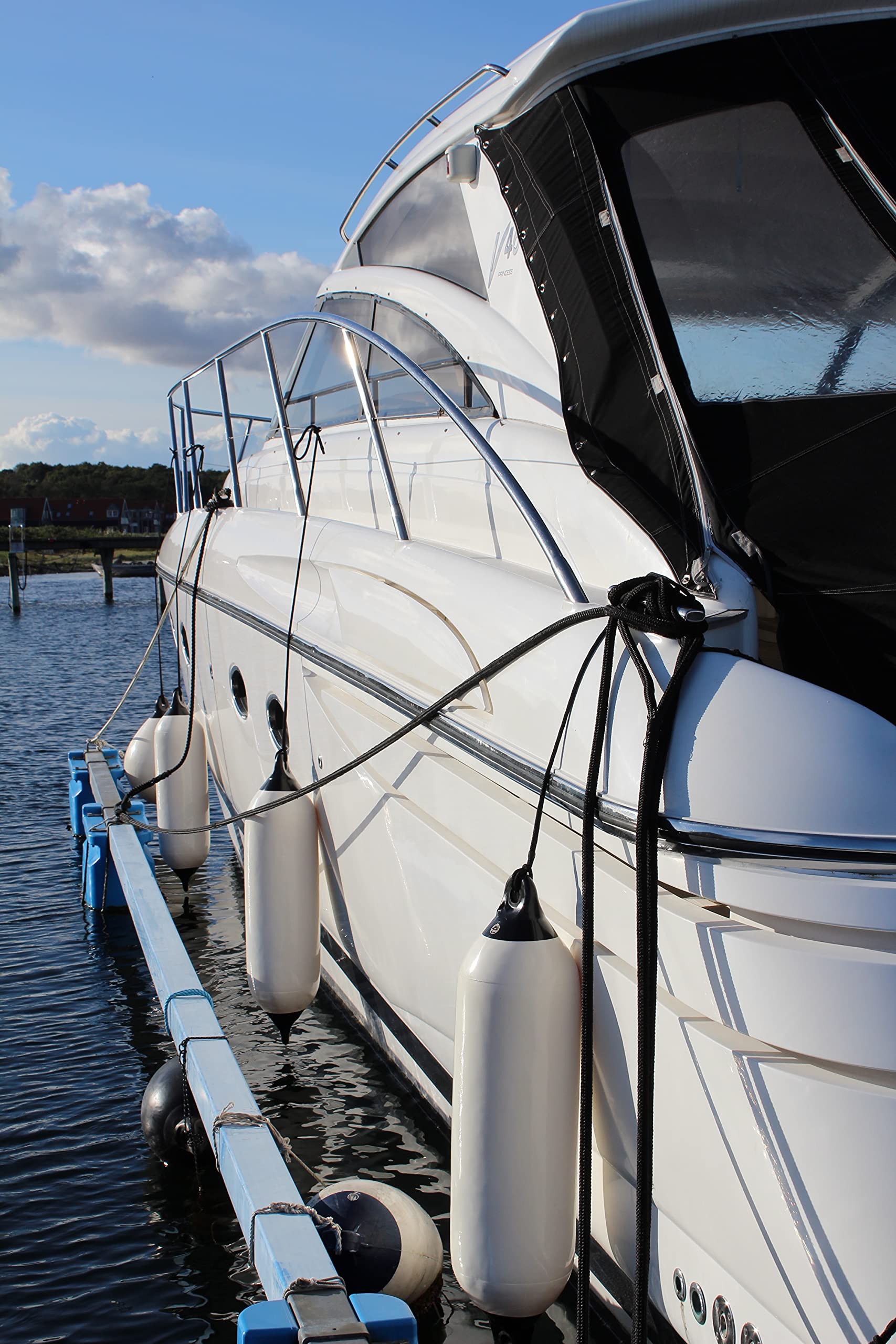 Heavy Duty Boat Fender Bumper - All Weather Marine Protection for Docking & Mooring - Strong Flexible Boat Accessory with Inflation Adapter - Perfect for Yachts, Sailboats & Dockside Protection