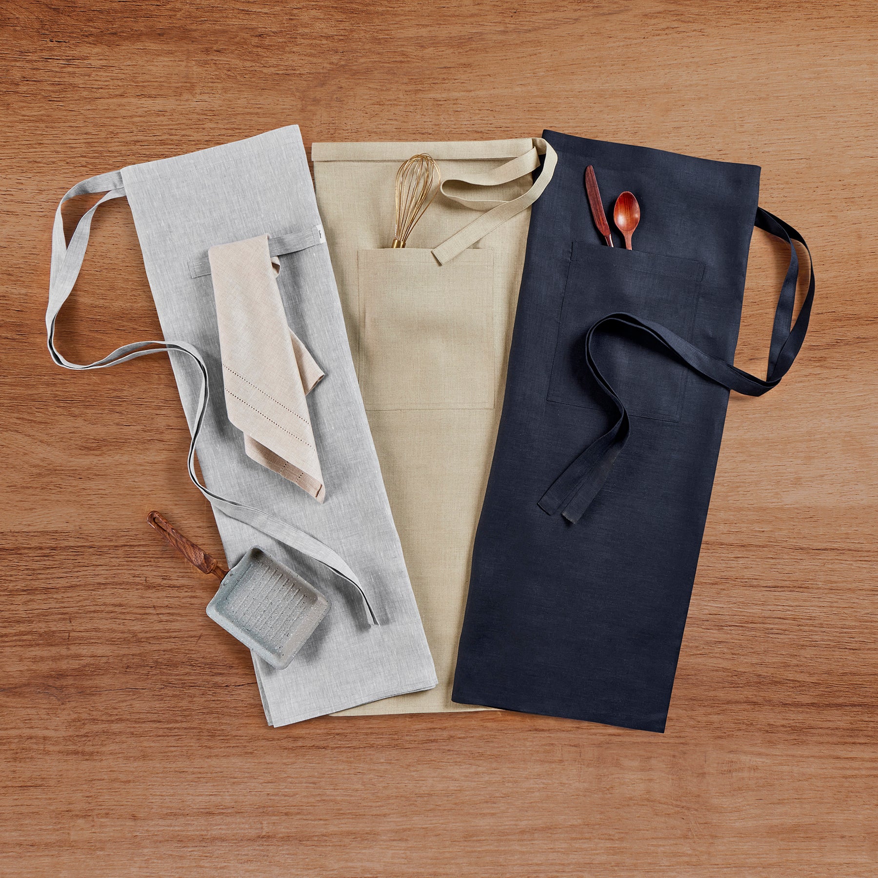 Premium Linen Midi Bistro Apron for Women - Adjustable Waist & Pockets - Perfect for Cooking, Baking, Gardening & Hosting - Elegant Kitchen & Cafe Wear