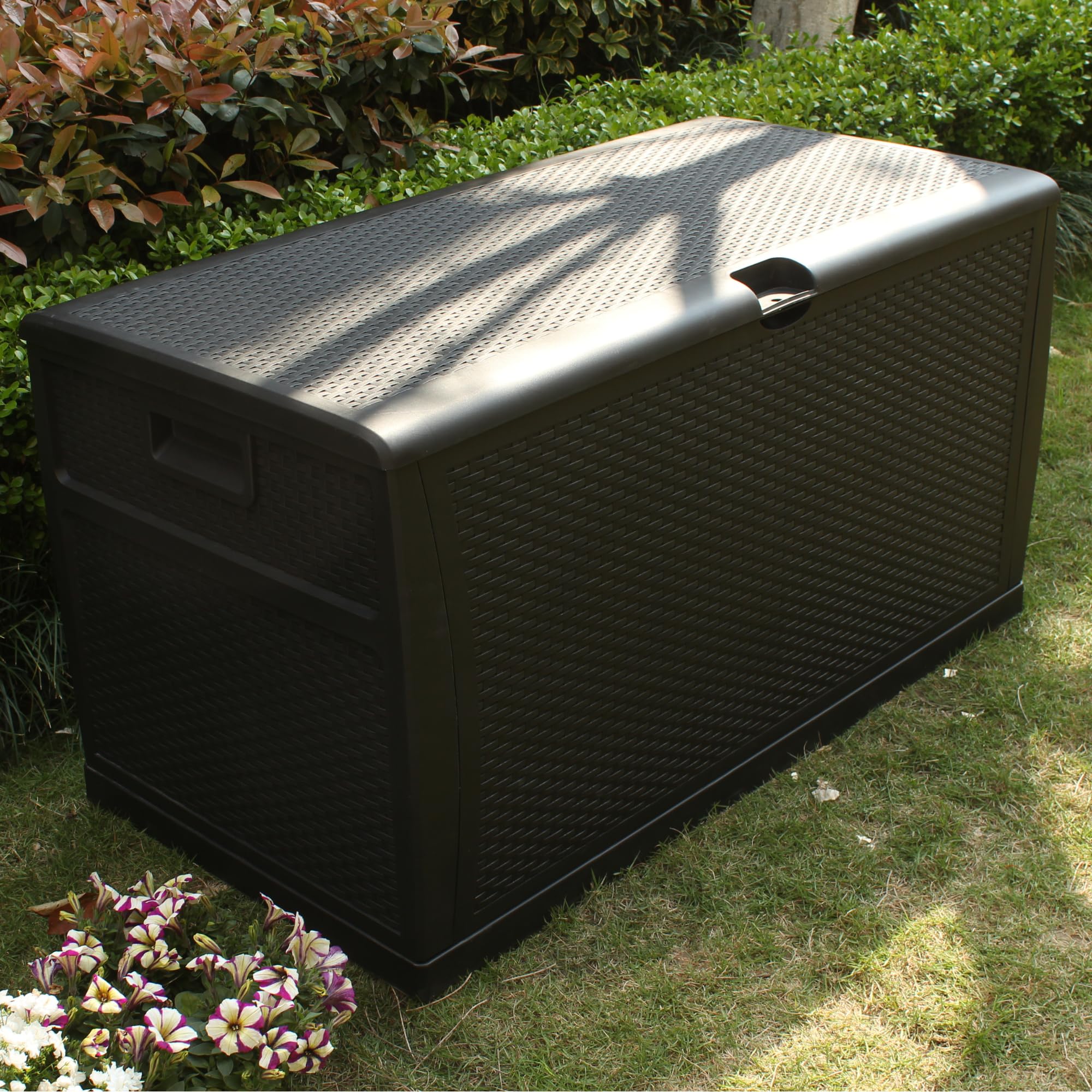 121 Gallon Outdoor Storage Box - Large Lockable Waterproof Deck Box for Patio Cushions, Garden Hoses & Pool Accessories - Durable Resin Rattan Plastic Design - Perfect for Backyard, Deck & Poolside Storage (Black)