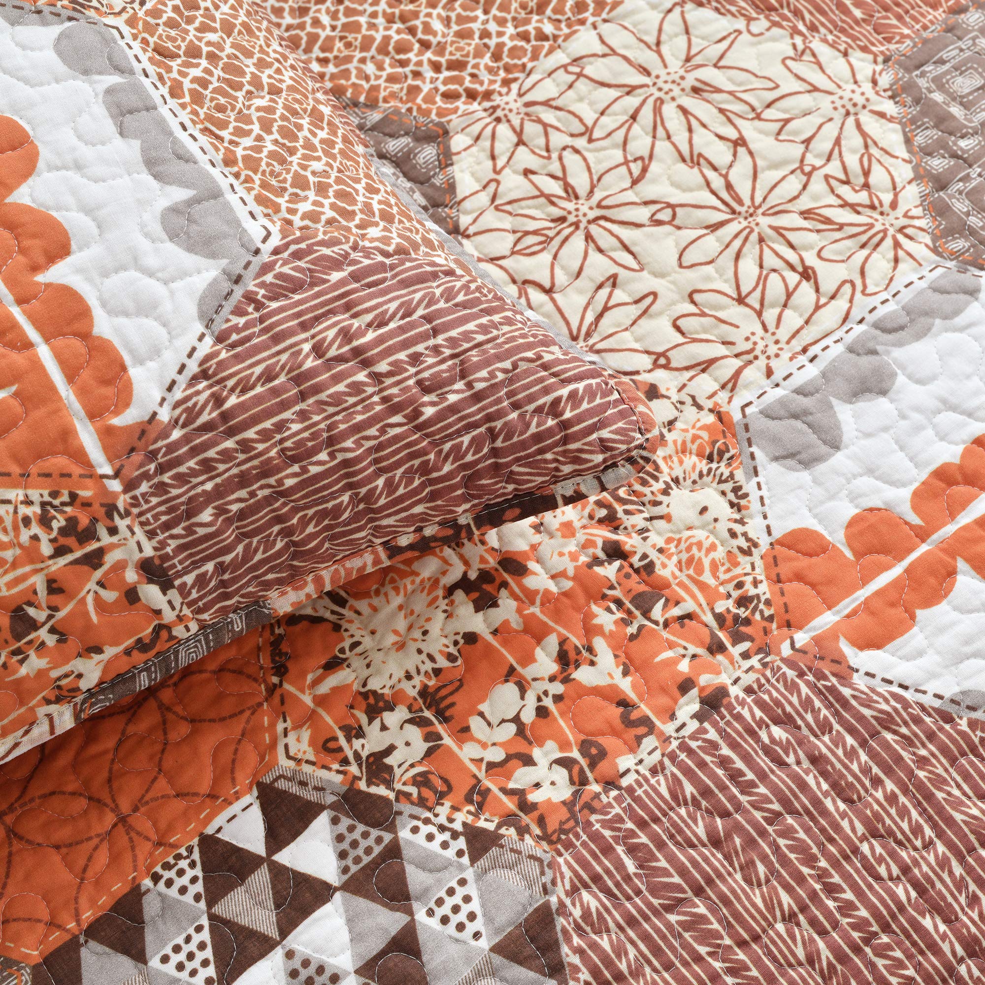 Lush Decor Briley 3-Piece King Size Quilt Set in Tangerine Orange - Luxury Bedding for Master Bedroom & Guest Room Decor