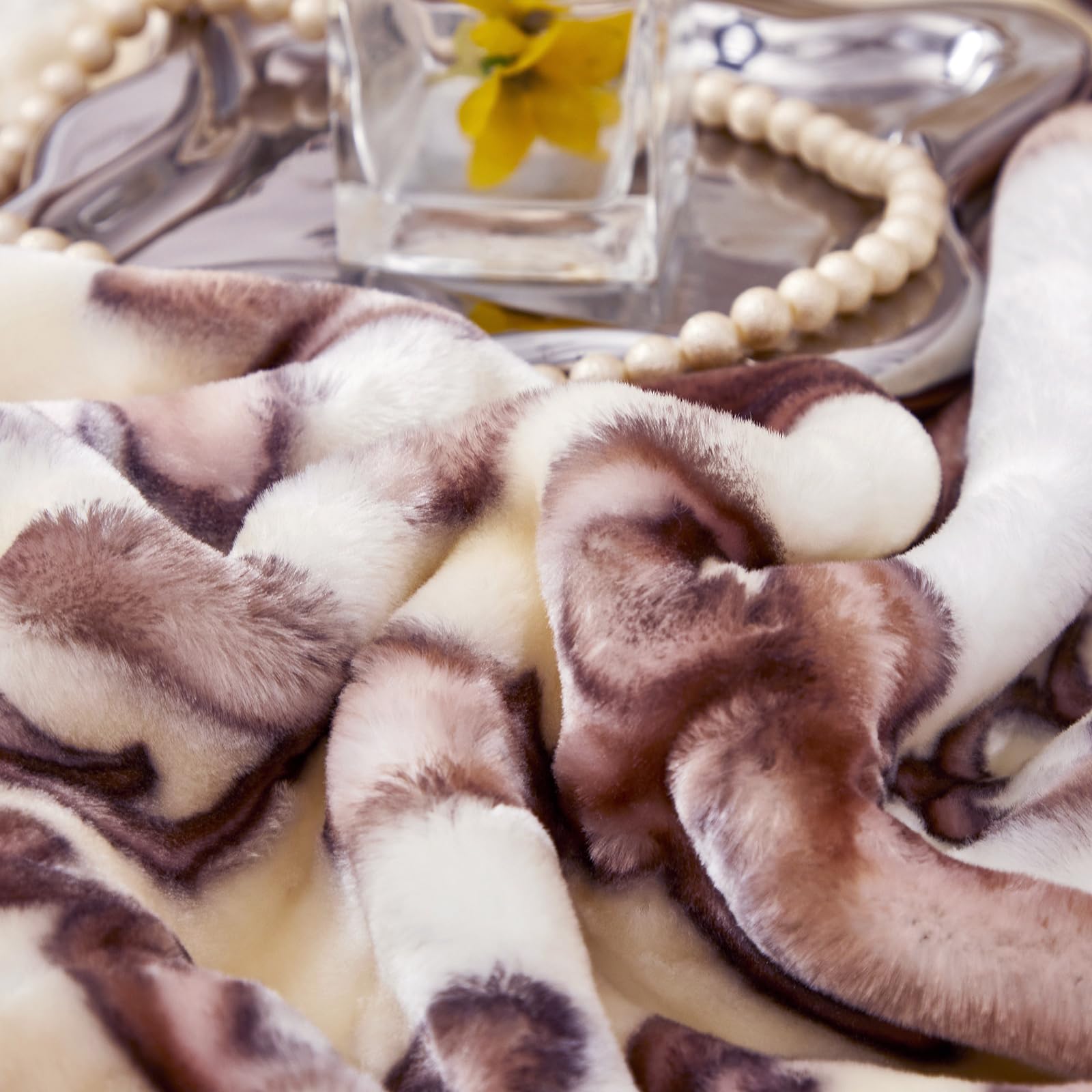 Premium 9 lbs Heavy Korean Mink Blanket 77