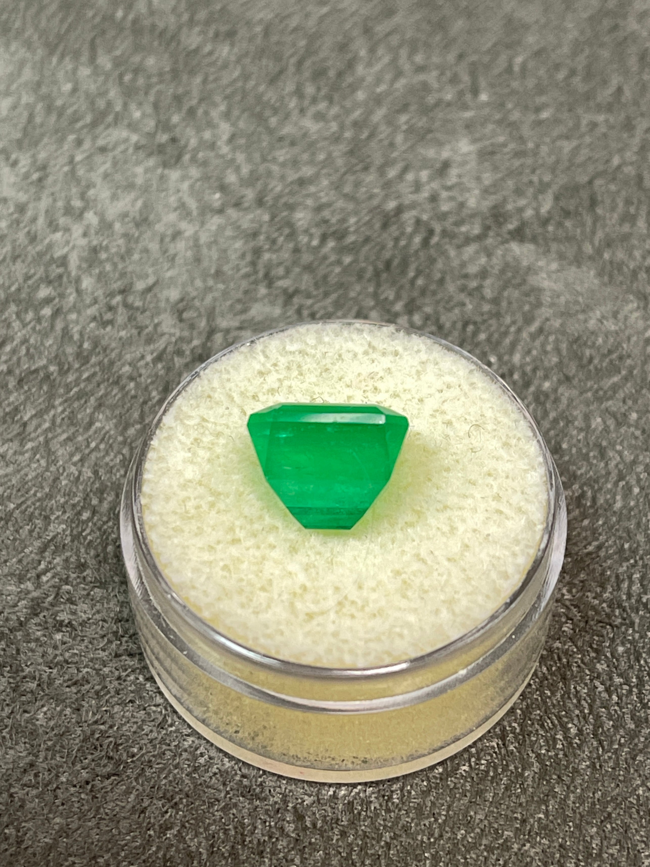 5.70 Carat Intense Yellowish Green Natural Loose Colombian Emerald - Chunky Emerald Cut Gemstone for Jewelry Making, Engagement Rings & Luxury Collections