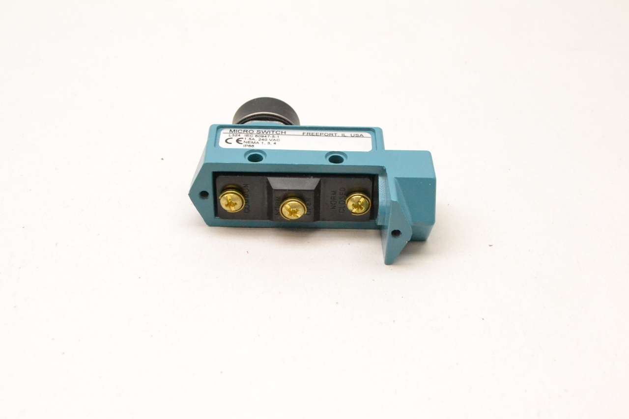 HONEYWELL BZE6-2RN7 Micro Limit Switch 600V AC 1/4HP 15A D412569 - Perfect for Industrial Control, HVAC Systems, and Electrical Equipment
