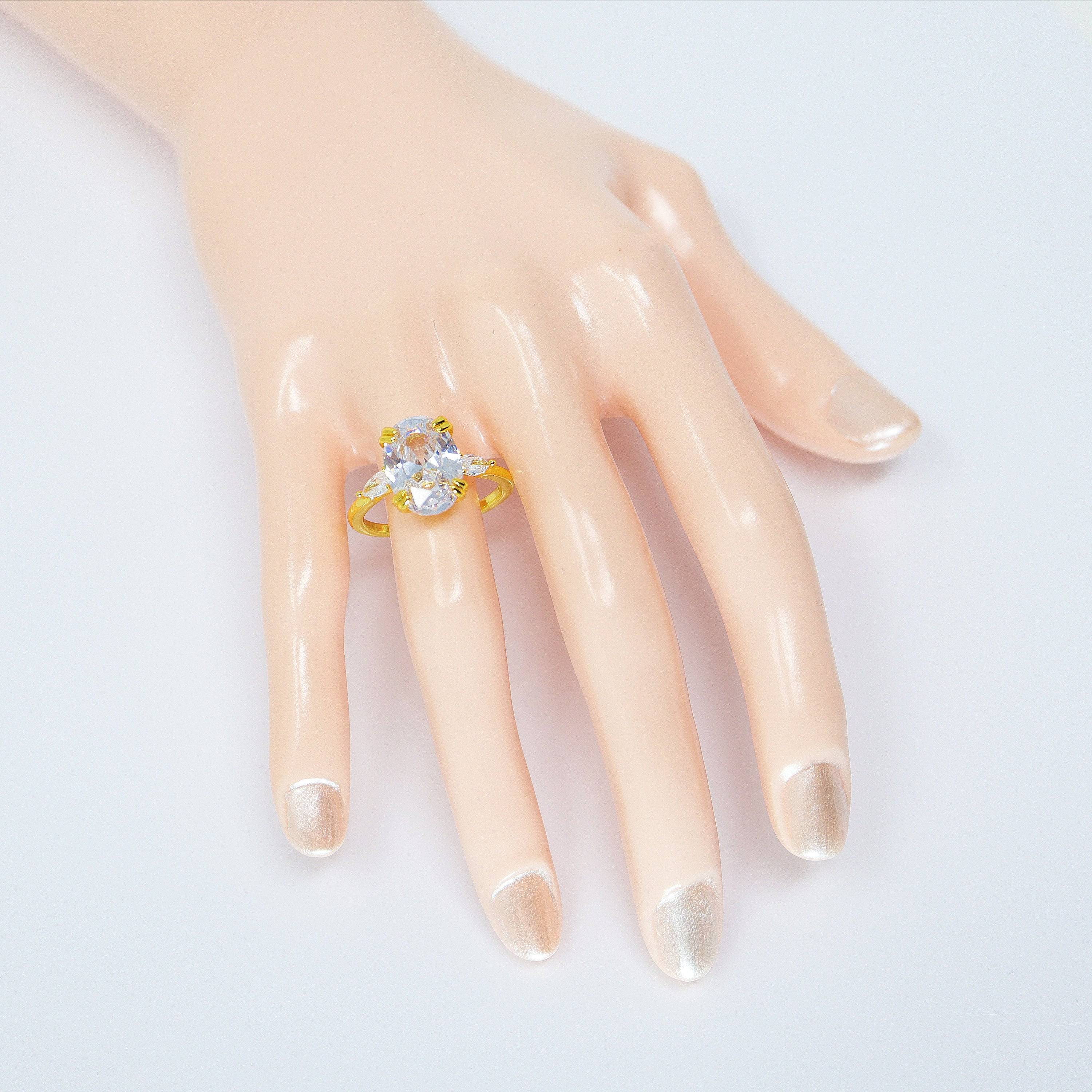 Stunning CZ Proposal Ring & Engagement Ring Set - Sparkling Statement Ring for Women, Best Friend Promise Ring & Friendship Jewelry Gift - Perfect for Anniversaries, Weddings, and Special Occasions