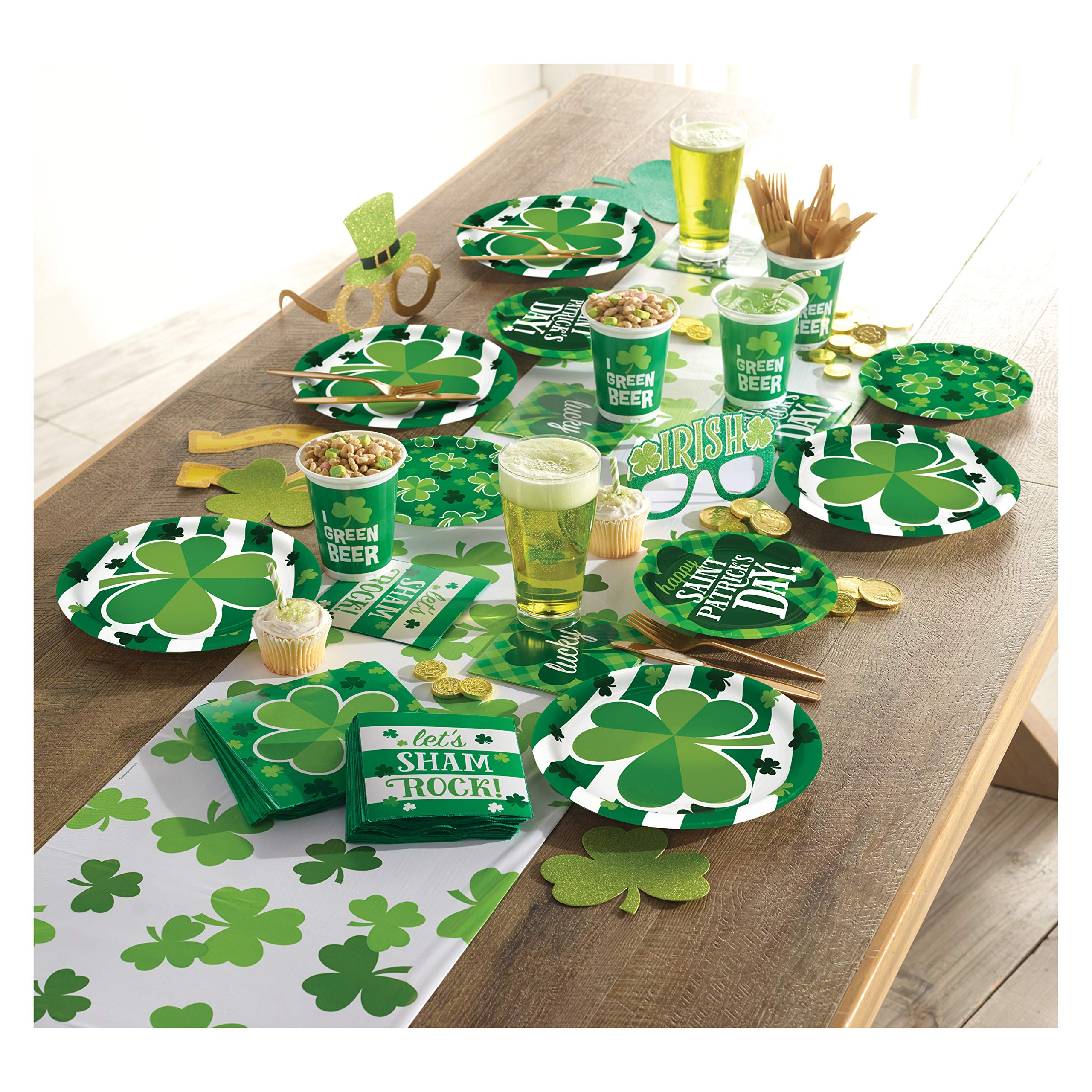 Creative Converting Clover St. Patrick's Day Dessert Plates - 8 Count | Shamrock-Themed Party Tableware for St. Paddy's Day Celebrations & Dessert Serving