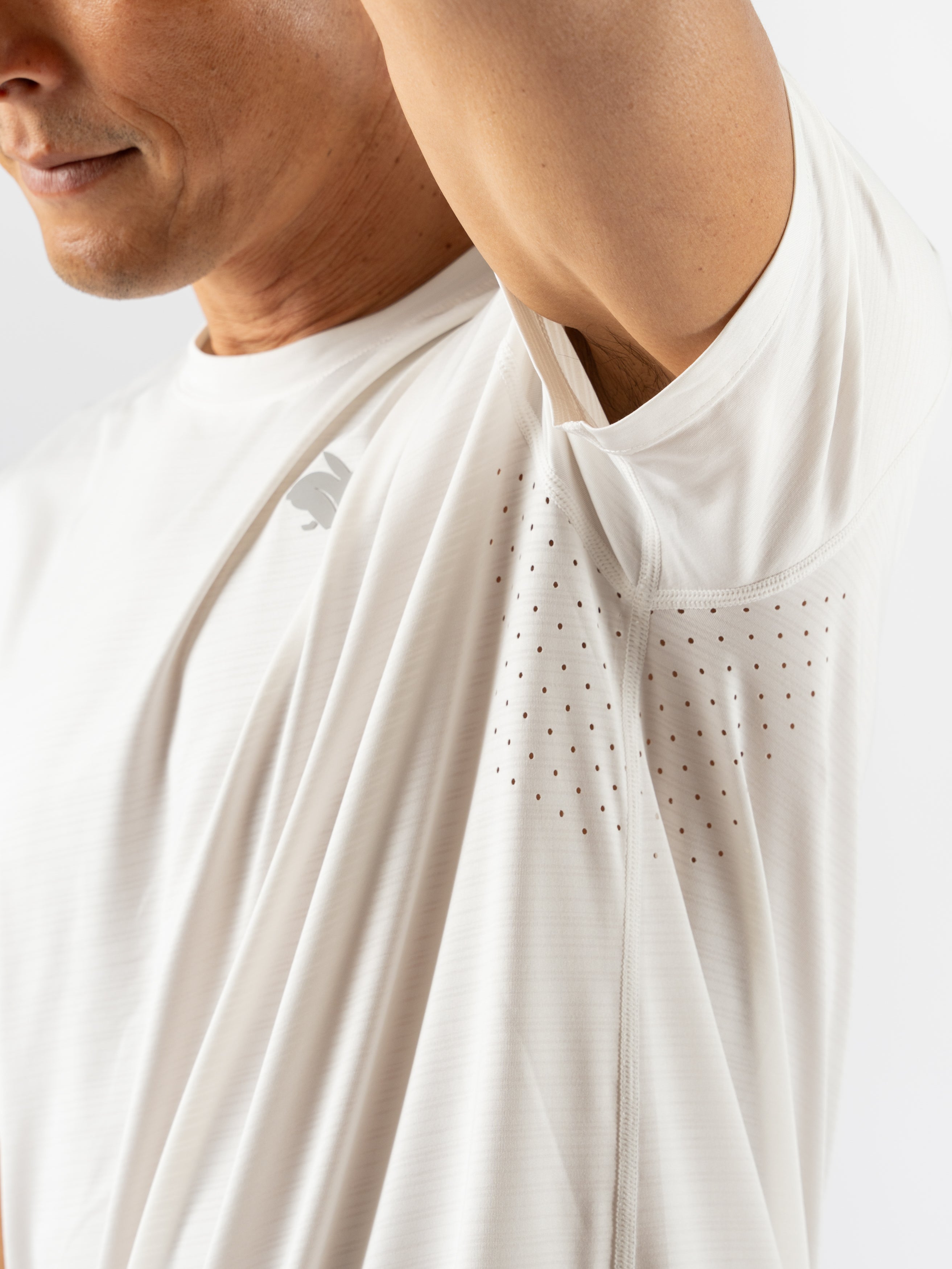 UPF 50+ Sun Protection Men's Short Sleeve T-Shirt - Lightweight, Quick-Dry & Breathable for Outdoor Activities, Hiking & Travel