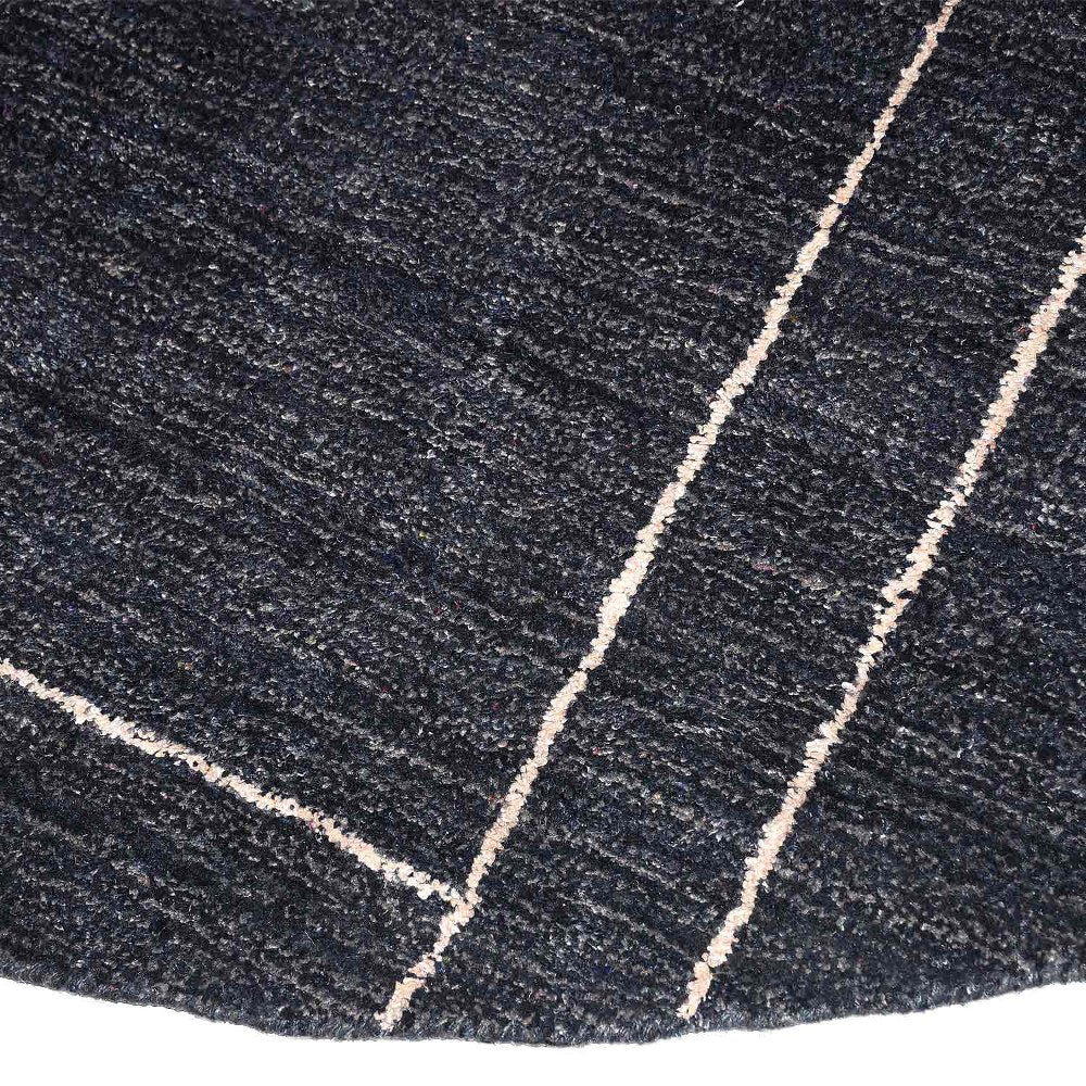 Hand-Knotted Diamond Pattern Area Rug - Luxurious & Durable for Living Room, Bedroom, or Office Decor