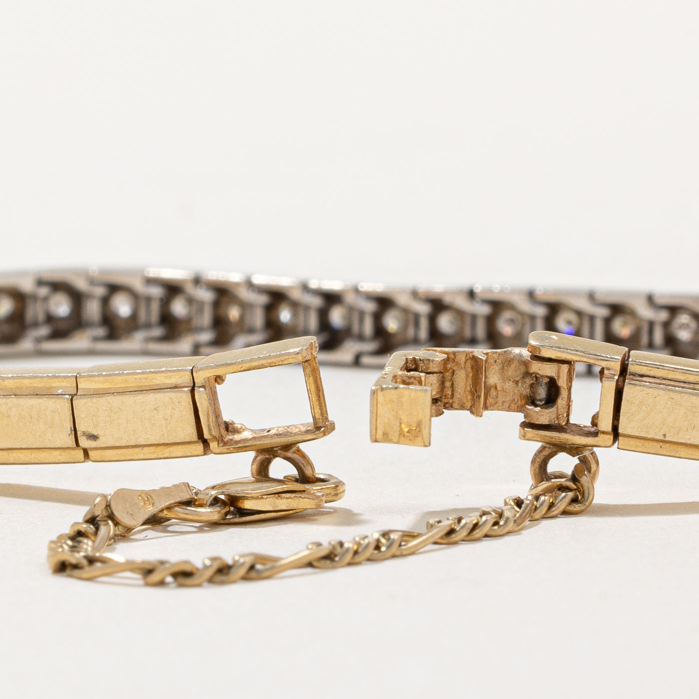 Two Tone Gold Illusion Set Diamond Bracelet - 0.27ctw Diamond Tennis Bracelet for Women - 7.5 Inch Adjustable Length - Perfect for Weddings, Anniversaries & Special Occasions