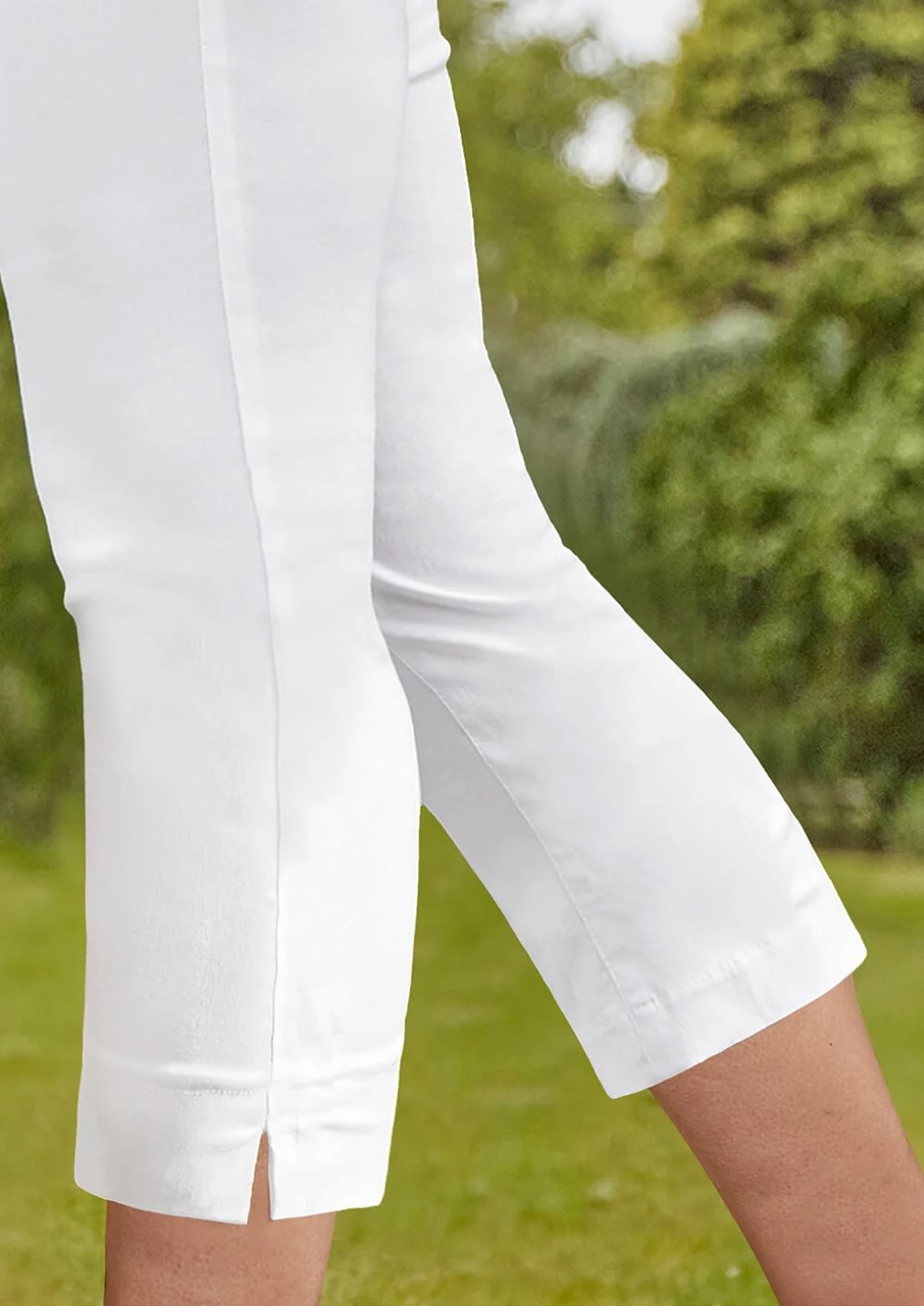 Off-White Capri Pants for Women - High Waisted Summer Casual Pants | Perfect for Beach, Vacation & Outdoor Activities