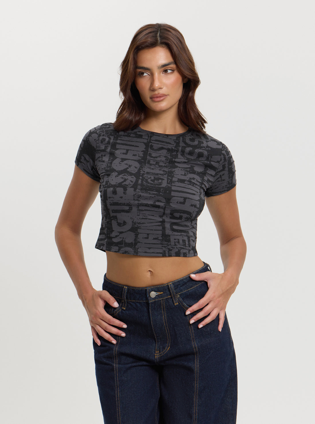 GUESS Originals Printed Baby Tee - Soft Cotton Short Sleeve T-Shirt for Women | Casual & Trendy Outfit for Everyday Wear, Date Night & Weekend Outings