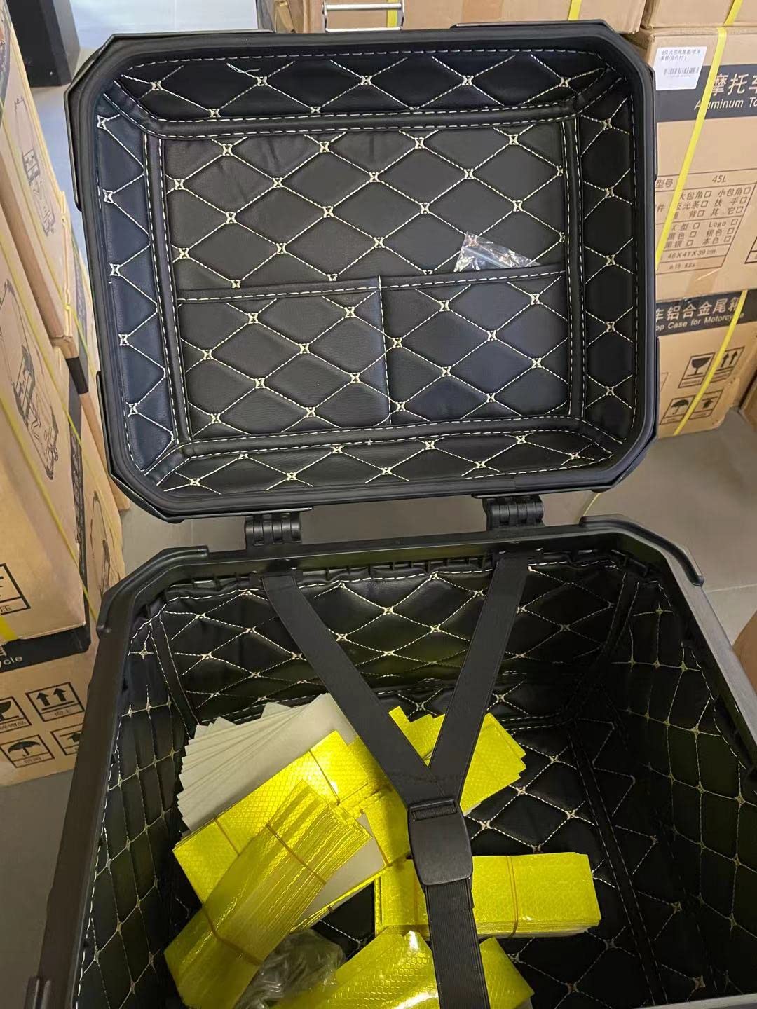 Universal Motorcycle Top Case - 65L Aluminum Luggage Box for Scooters & Bikes | Outdoor Travel Storage