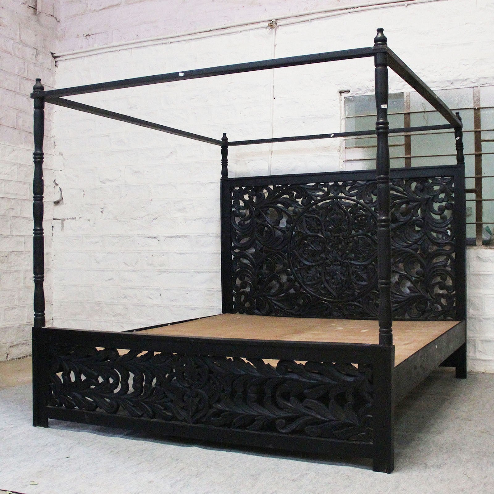 Hand Carved Indian Wooden 4 Poster Bed Frame - Queen Size Black Solid Wood Bed - Traditional Ethnic Bedroom Furniture for Master Bedroom & Guest Room