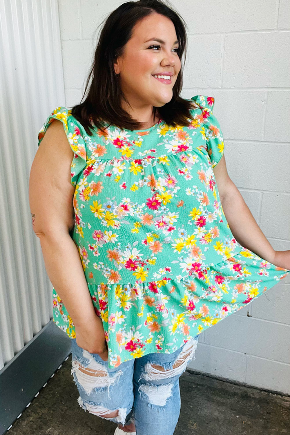 Elegant Mint Green Floral Yoke Flutter Sleeve Keyhole Back Blouse - Perfect for Spring Outfits, Date Nights & Summer Parties