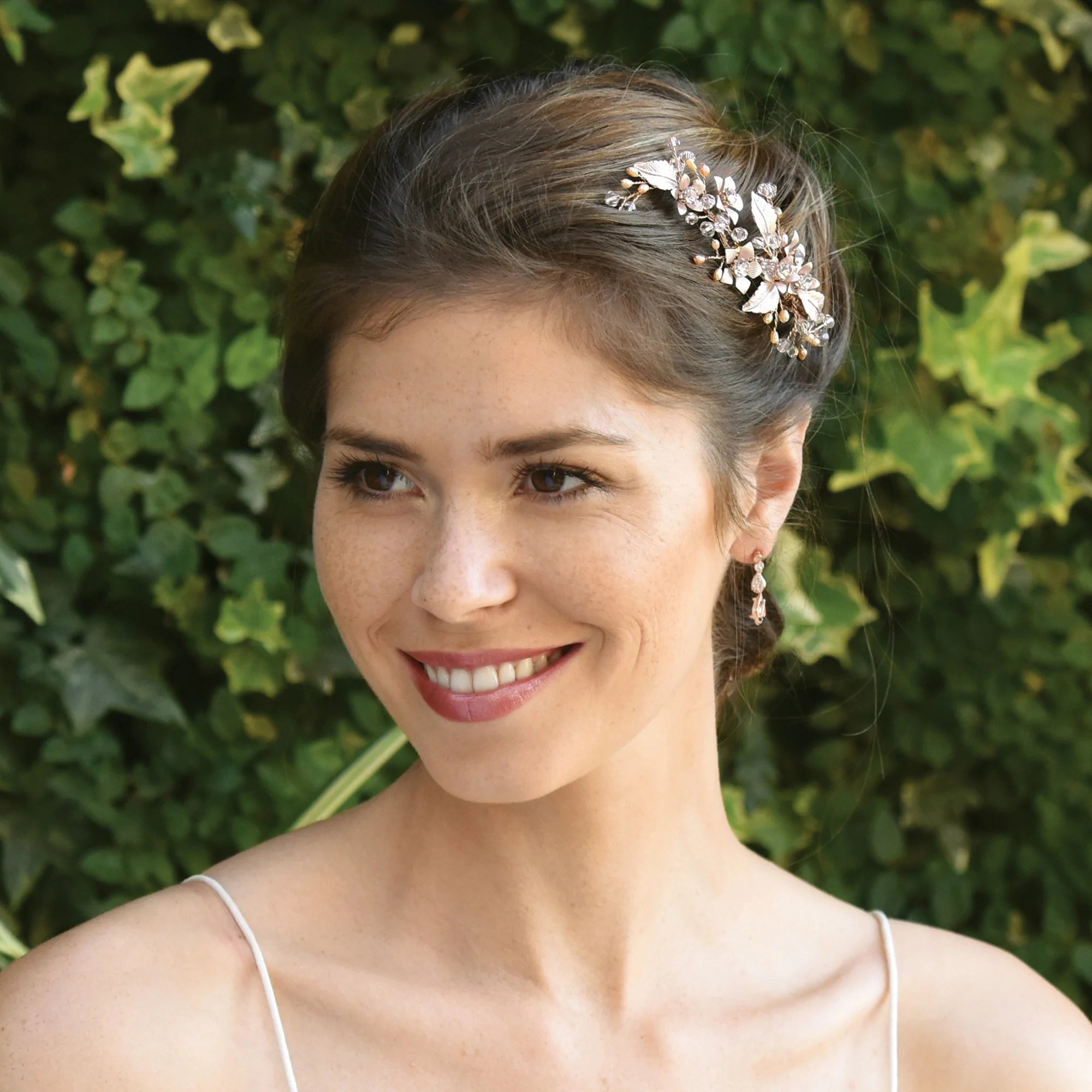 Elegant Rose Gold Wedding Hair Clip with Sparkling Crystals & Blush Pearls - Perfect for Bridal Accessories, Prom, Formal Events & Special Occasions