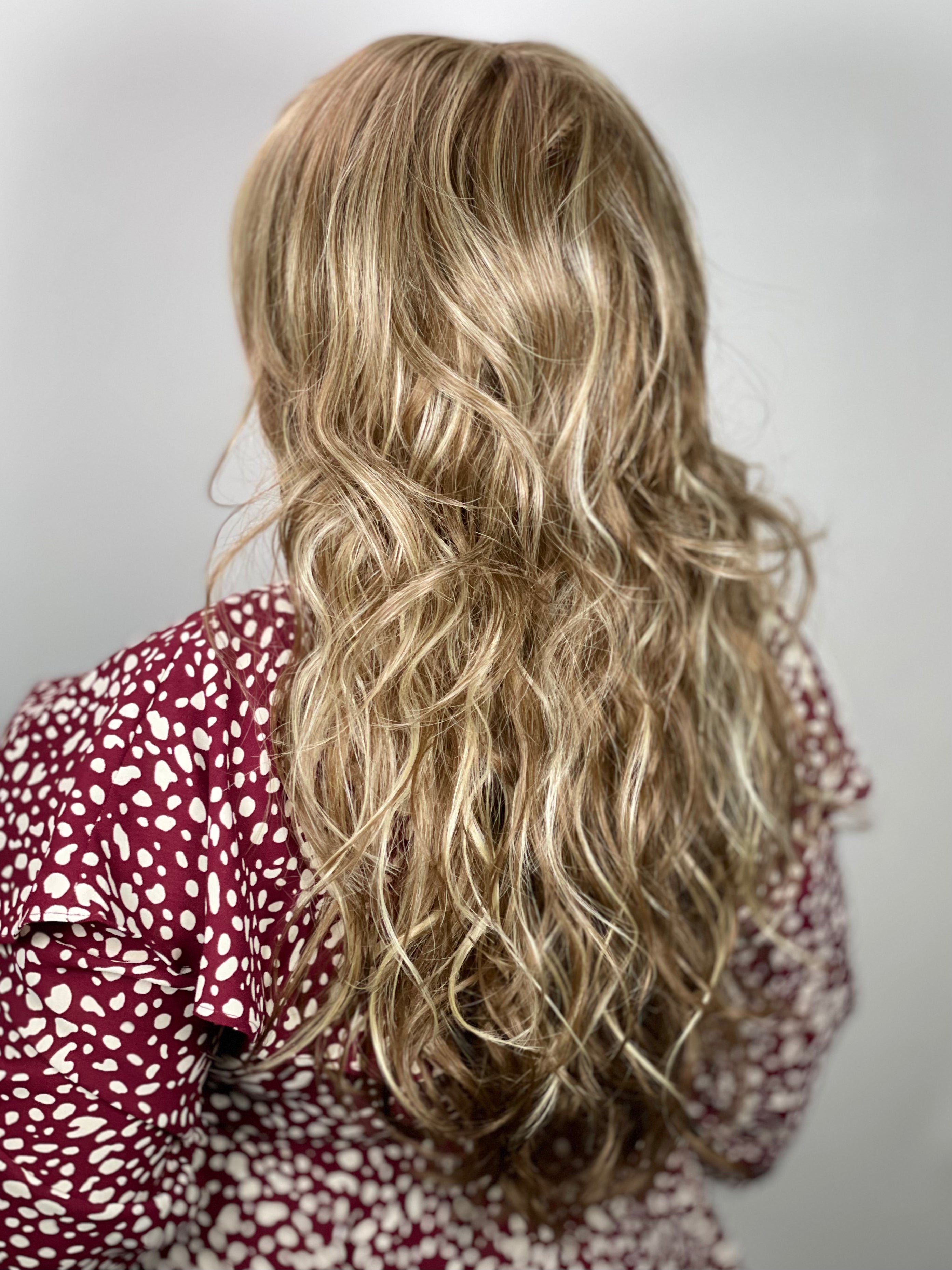 KRISTA Almond Breeze Human Hair Blend Wig - Natural Looking Soft Wavy Hair for Daily Wear & Cosplay
