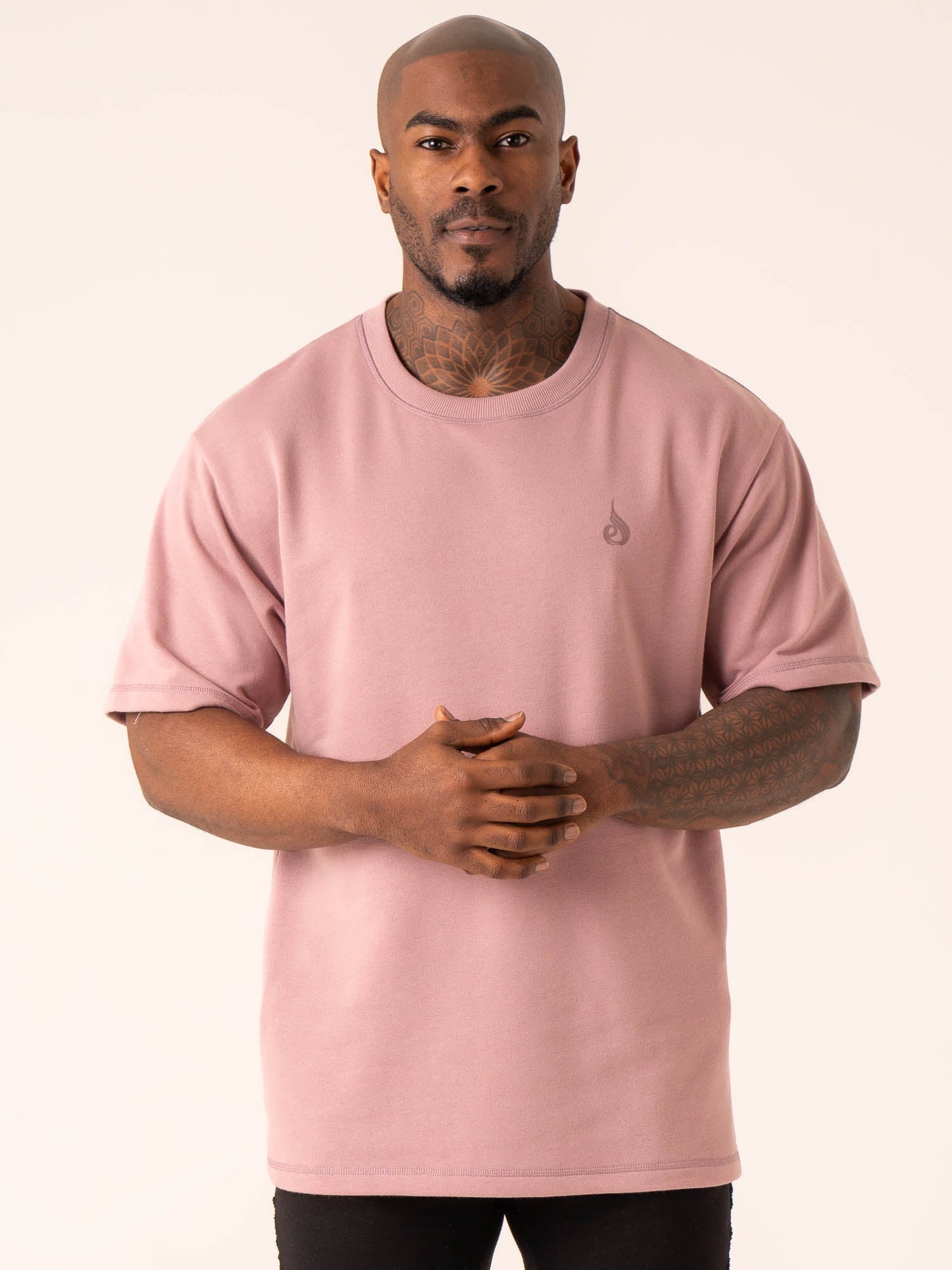Vintage Oversized Fleece T-Shirt for Men & Women - Soft & Cozy Retro Style - Cinder Color - Perfect for Casual Wear, Loungewear & Street Fashion