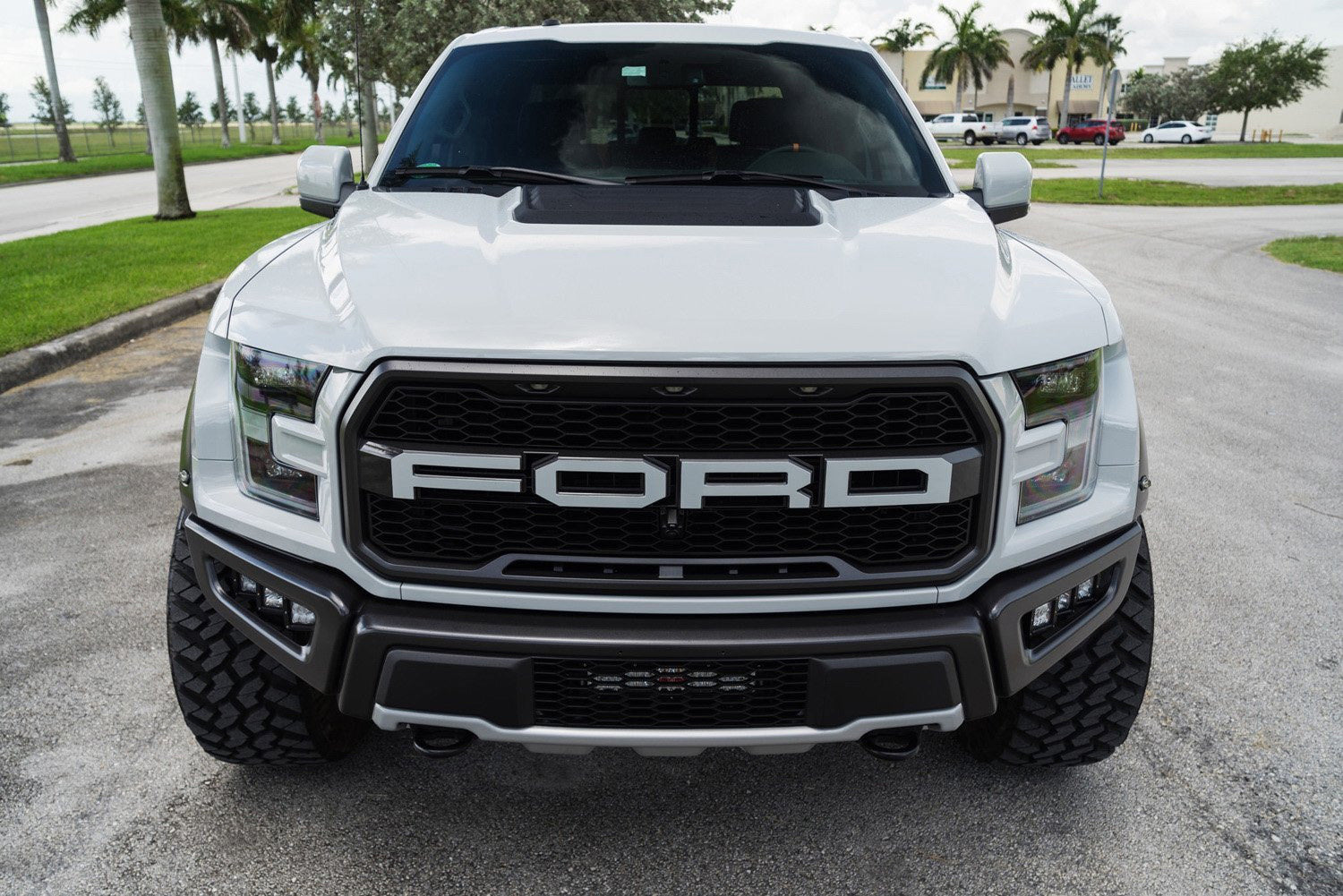 144W Triple LED Fog Light Kit with Lower Bumper Bracket & Wiring Harness for 2017+ Ford Raptor - Off-Road Adventure, Night Driving & Extreme Weather Visibility Upgrade