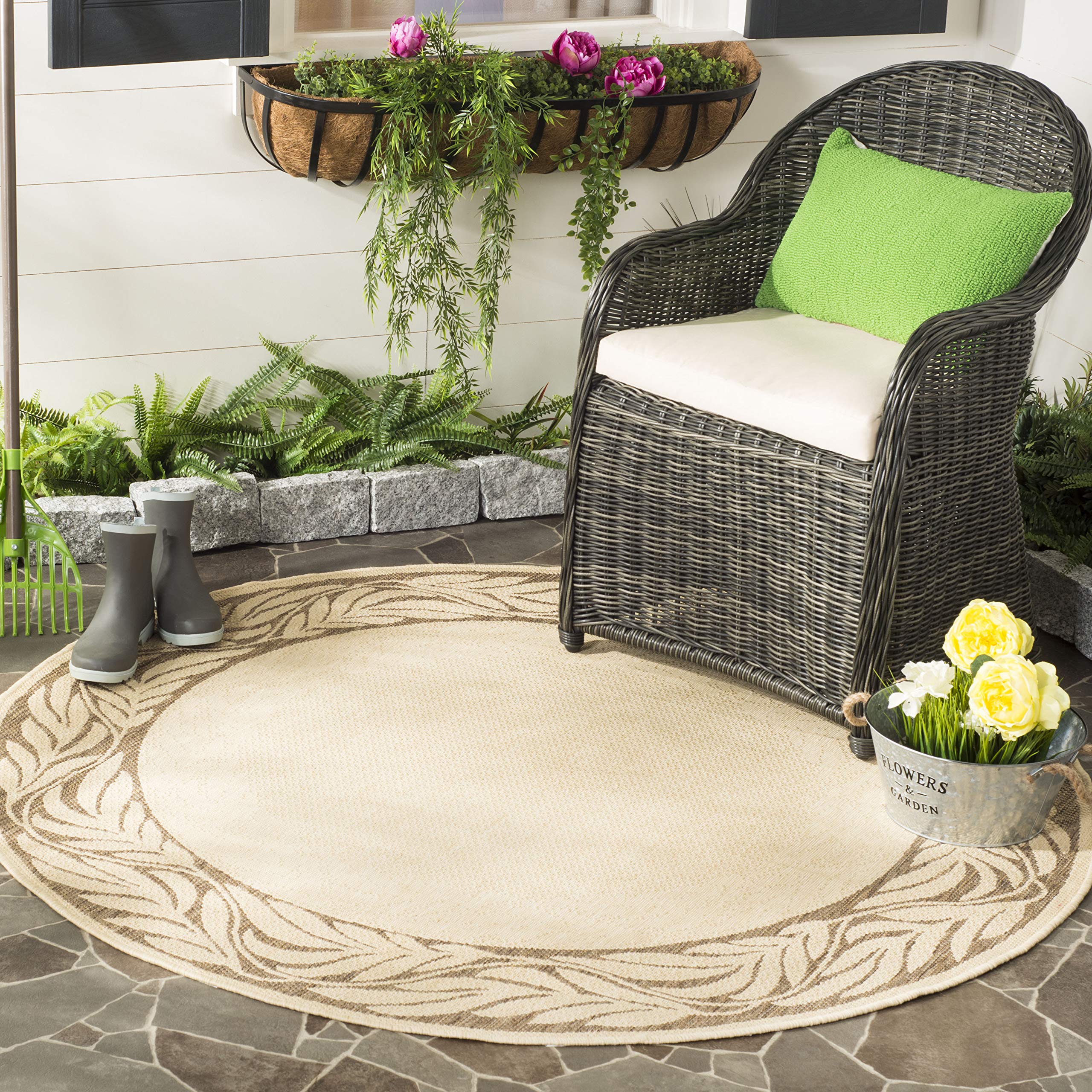 SAFAVIEH Courtyard Collection 6'7