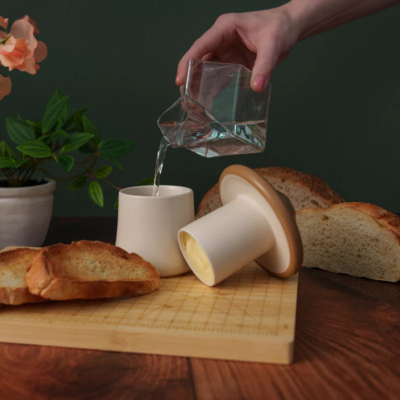 Fred Forage Butter Keeper - Airtight Butter Dish for Fresh Storage, Perfect for Countertop or Fridge - Ideal for Baking, Cooking & Spreading